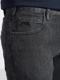 Джинсы Emporio Armani Slim модель 8N1J45-1D85Z-0006 Фото