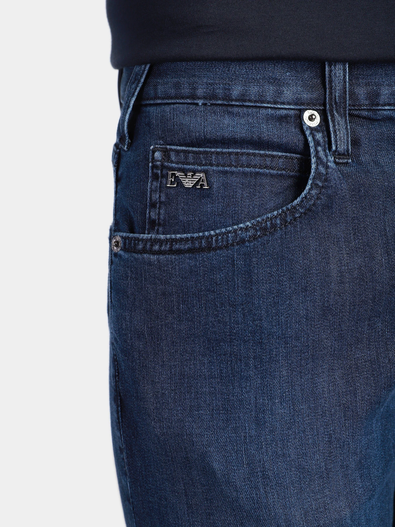 Джинсы Emporio Armani Slim модель 8N1J45-1D85Z-0942 Джинсы Emporio Armani Slim модель 8N1J45-1D85Z-0942 Фото