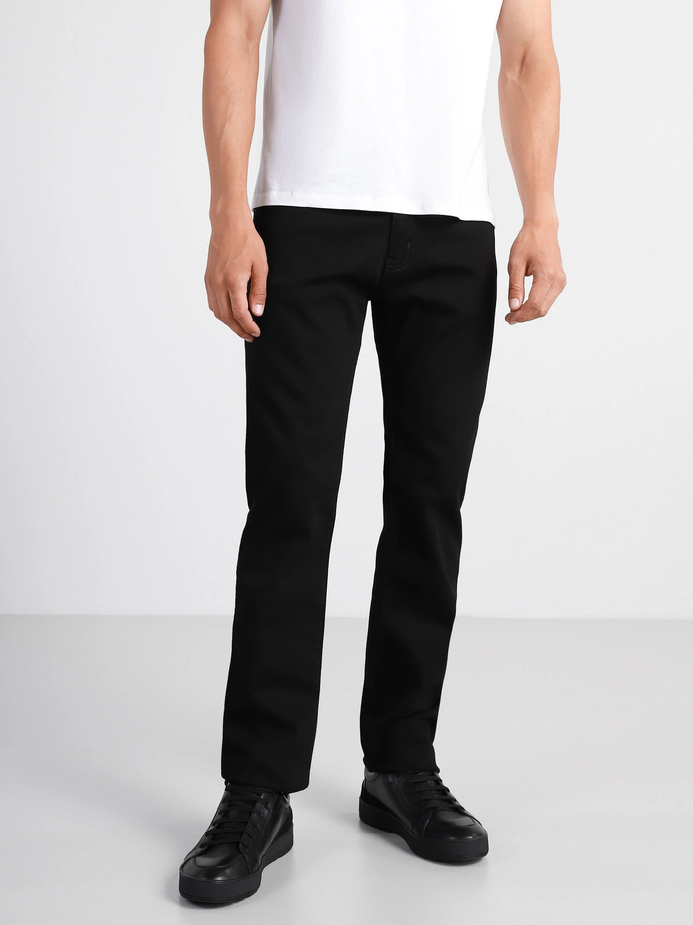 Джинсы Emporio Armani Slim модель 8N1J45-1G0IZ-0005 Джинсы Emporio Armani Slim модель 8N1J45-1G0IZ-0005 Фото