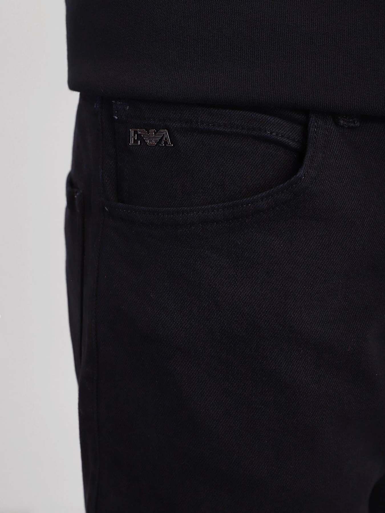 Джинсы Emporio Armani Slim модель 6K1J09-1N0CZ-0920 Джинсы Emporio Armani Slim модель 6K1J09-1N0CZ-0920 Фото