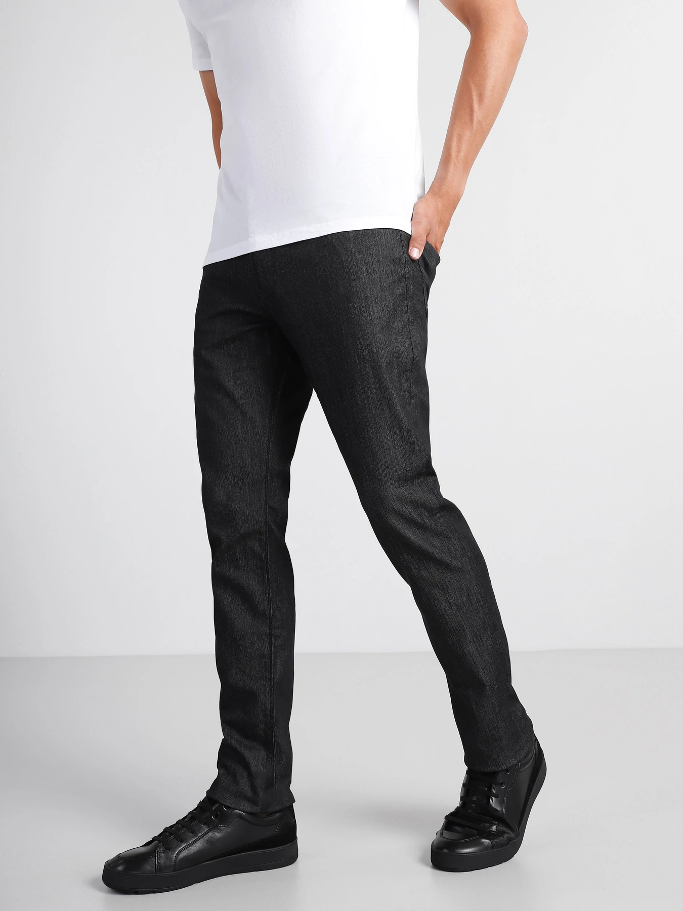 Джинсы Emporio Armani Slim модель 8N1J06-1D85Z-0005 Фото