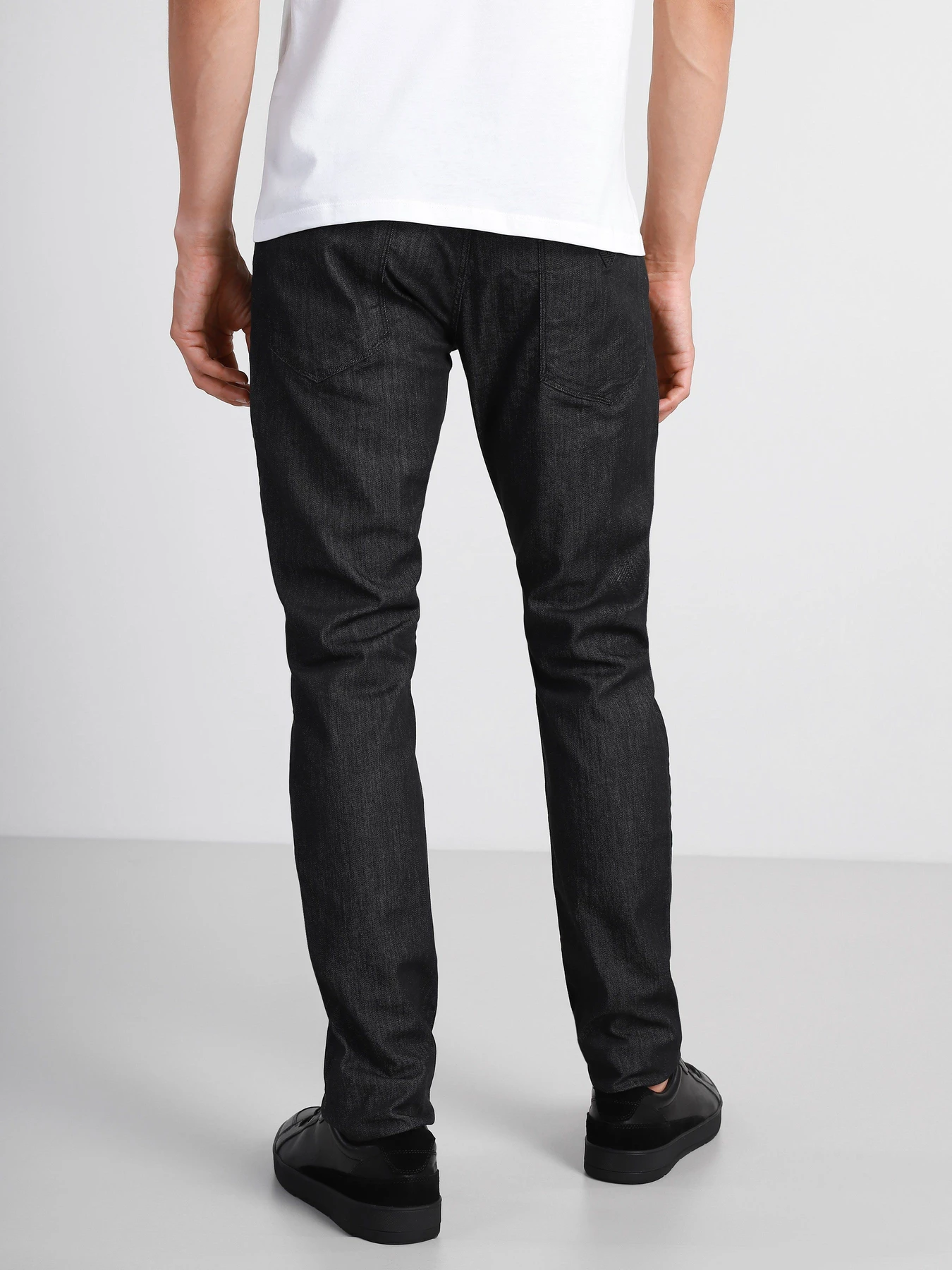 Джинсы Emporio Armani Slim модель 8N1J06-1D85Z-0005 Фото