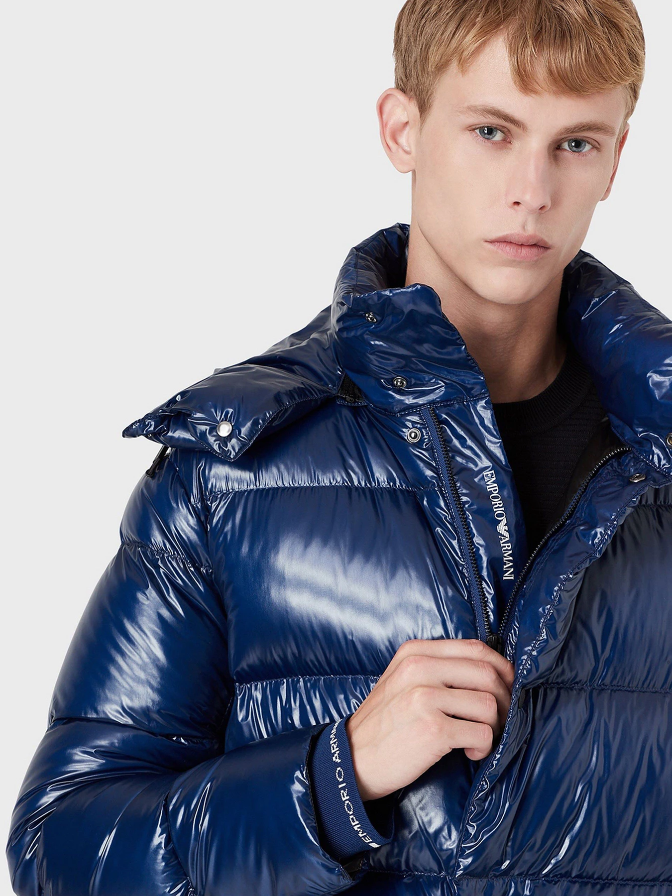 Куртки та дублянки Emporio Armani модель 6K1B88-1NPDZ-0938 Куртки та дублянки Emporio Armani модель 6K1B88-1NPDZ-0938 Фото