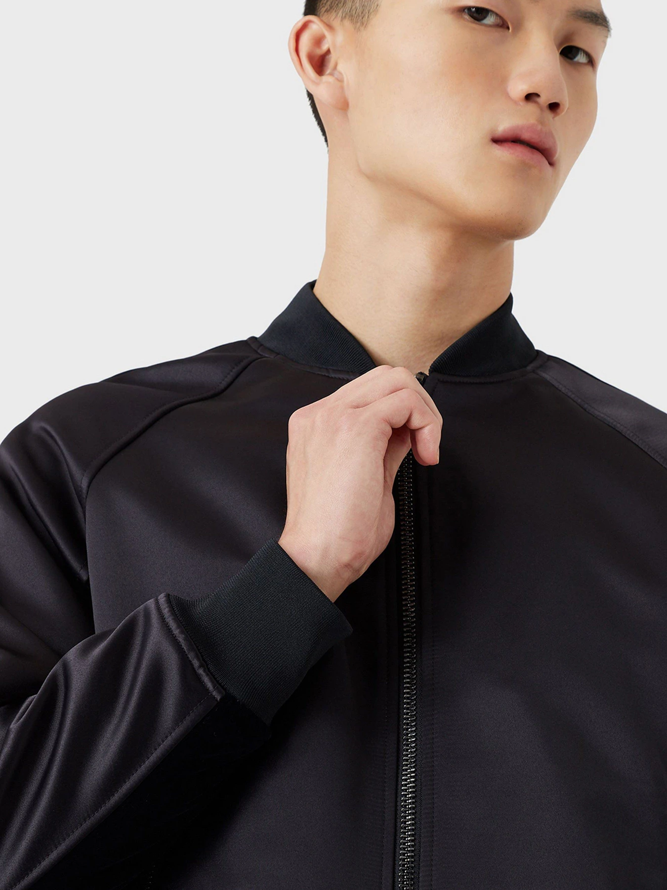 Куртки та дублянки Emporio Armani модель 6K1B94-1NYXZ-0920 Куртки та дублянки Emporio Armani модель 6K1B94-1NYXZ-0920 Фото