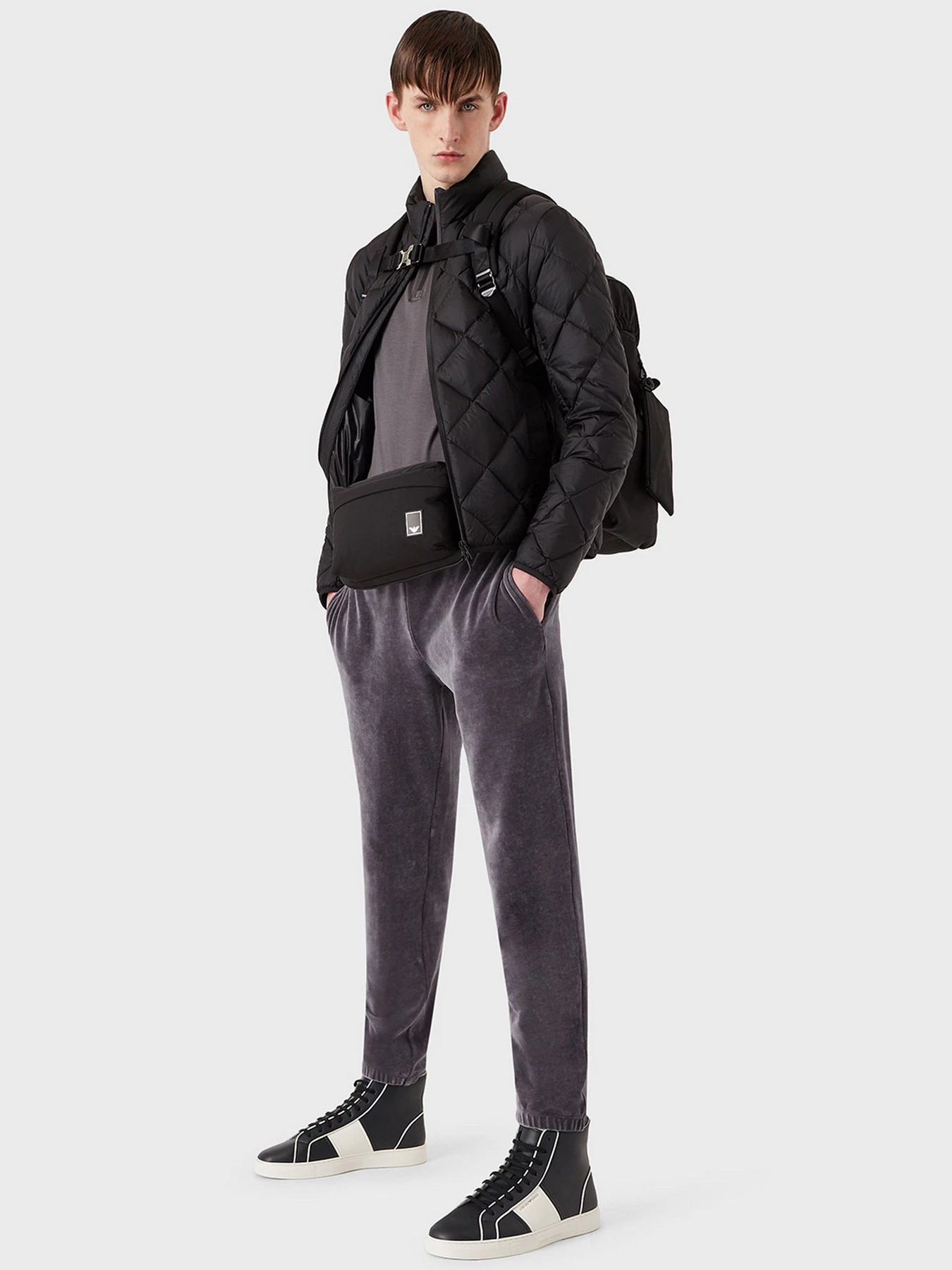 Куртки та дублянки Emporio Armani модель 6K1BC9-1NLYZ-0999 Куртки та дублянки Emporio Armani модель 6K1BC9-1NLYZ-0999 Фото