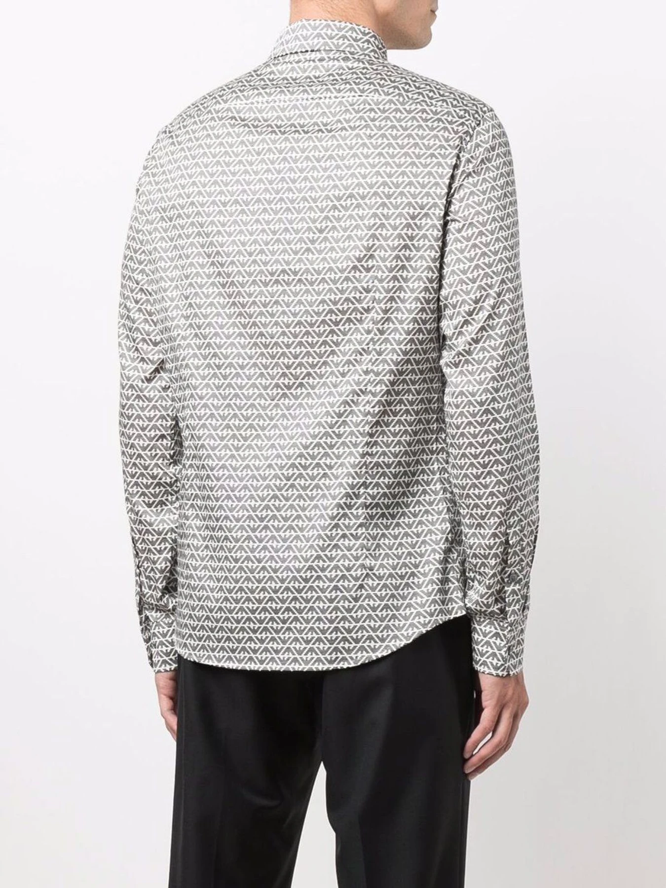 Рубашки Emporio Armani модель 6K1C65-1NZJZ-F122 Рубашки Emporio Armani модель 6K1C65-1NZJZ-F122 Фото