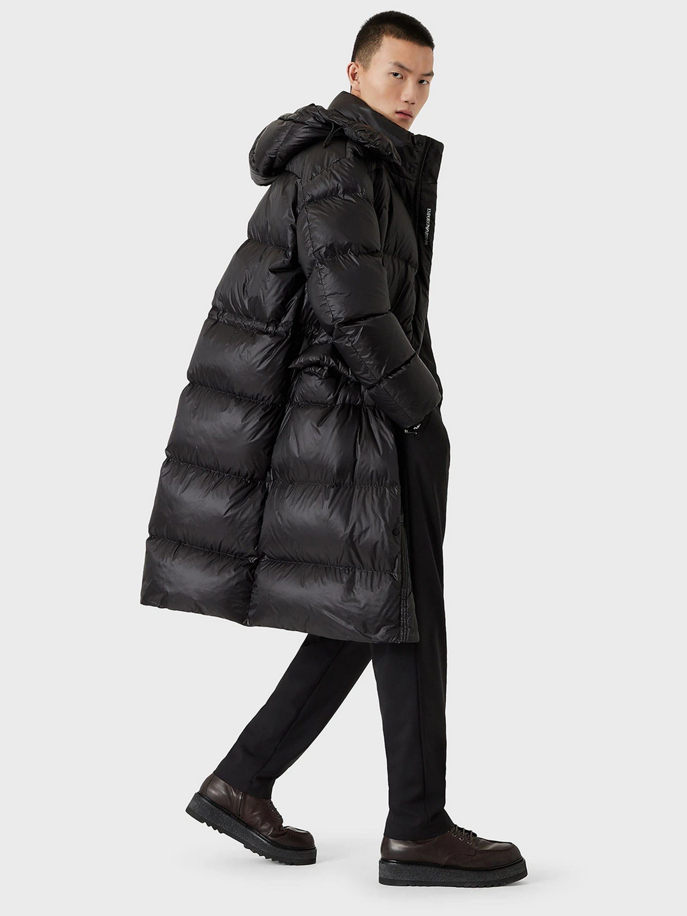 Куртки и дубленки Emporio Armani модель 6K1L78-1NYSZ-0999 Куртки и дубленки Emporio Armani модель 6K1L78-1NYSZ-0999 Фото