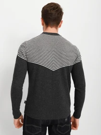 Свитры и кардиганы Emporio Armani модель 6K1MU1-1MVZZ-0631 Фото