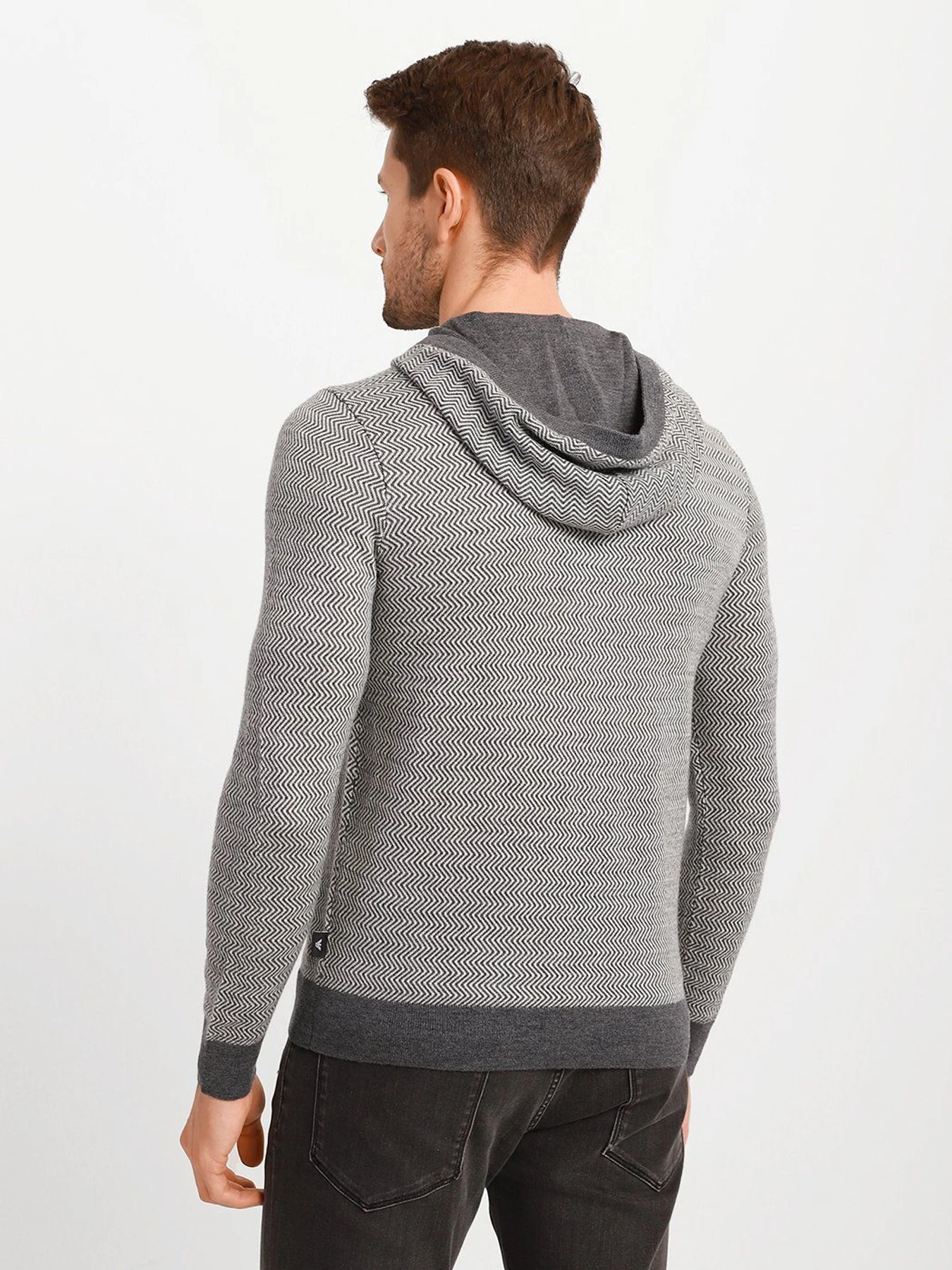 Худи и свитшоты Emporio Armani модель 6K1MU5-1MVYZ-F619 Худи и свитшоты Emporio Armani модель 6K1MU5-1MVYZ-F619 Фото