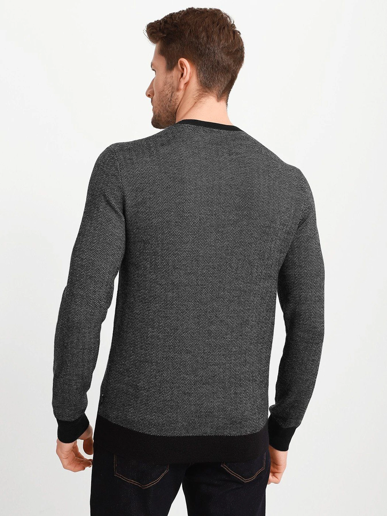 Свитры и кардиганы Emporio Armani модель 6K1MXP-1MQYZ-F933 Свитры и кардиганы Emporio Armani модель 6K1MXP-1MQYZ-F933 Фото