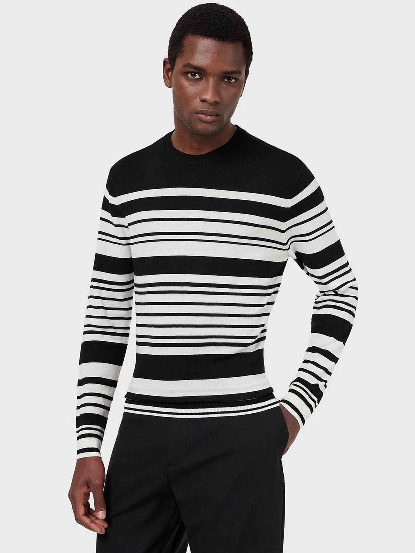 Свитры и кардиганы Emporio Armani модель 6K1MXW-1MVPZ-F007 Фото