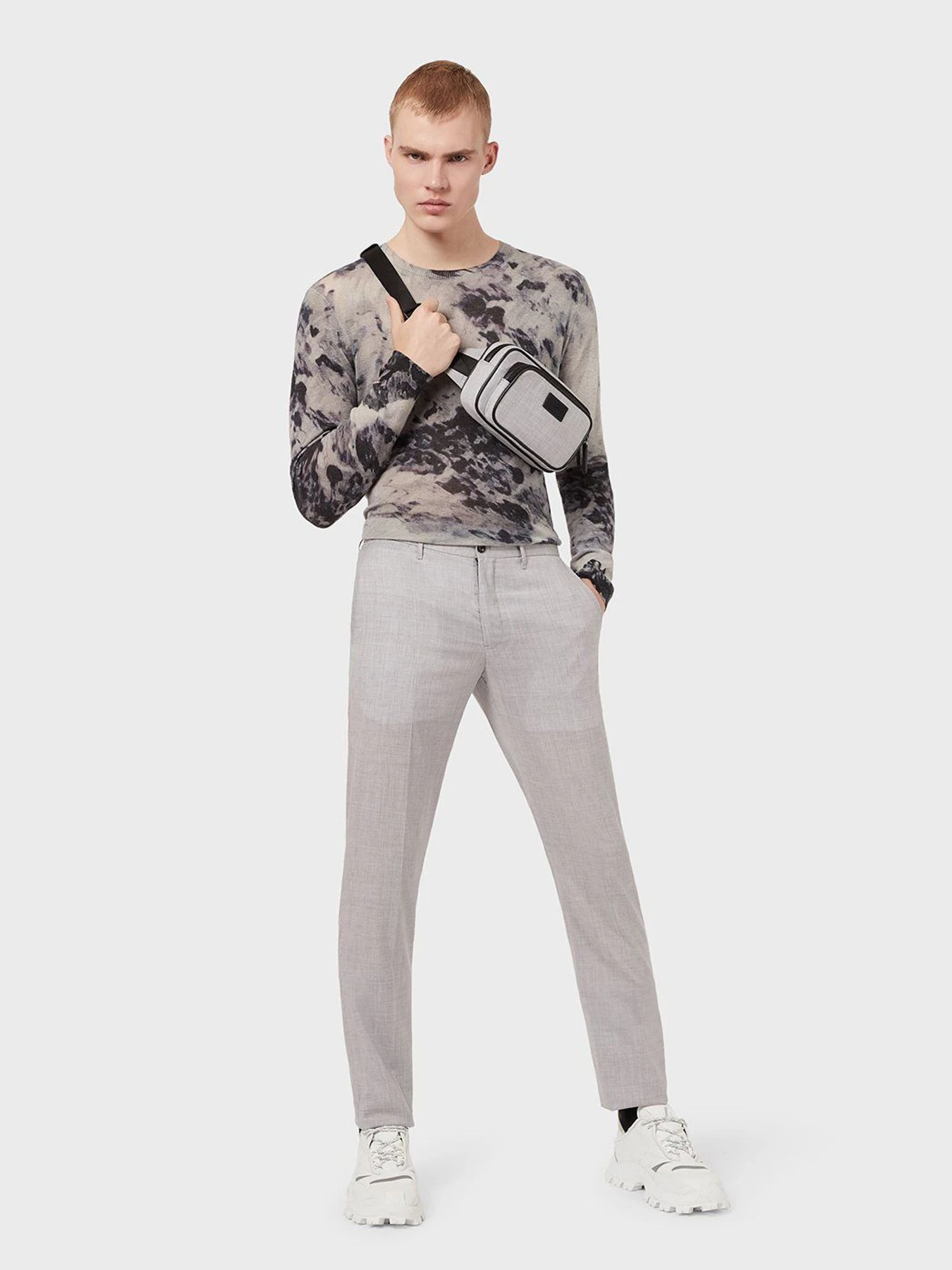 Свитры и кардиганы Emporio Armani модель 6K1MY5-1MF5Z-F907 Свитры и кардиганы Emporio Armani модель 6K1MY5-1MF5Z-F907 Фото