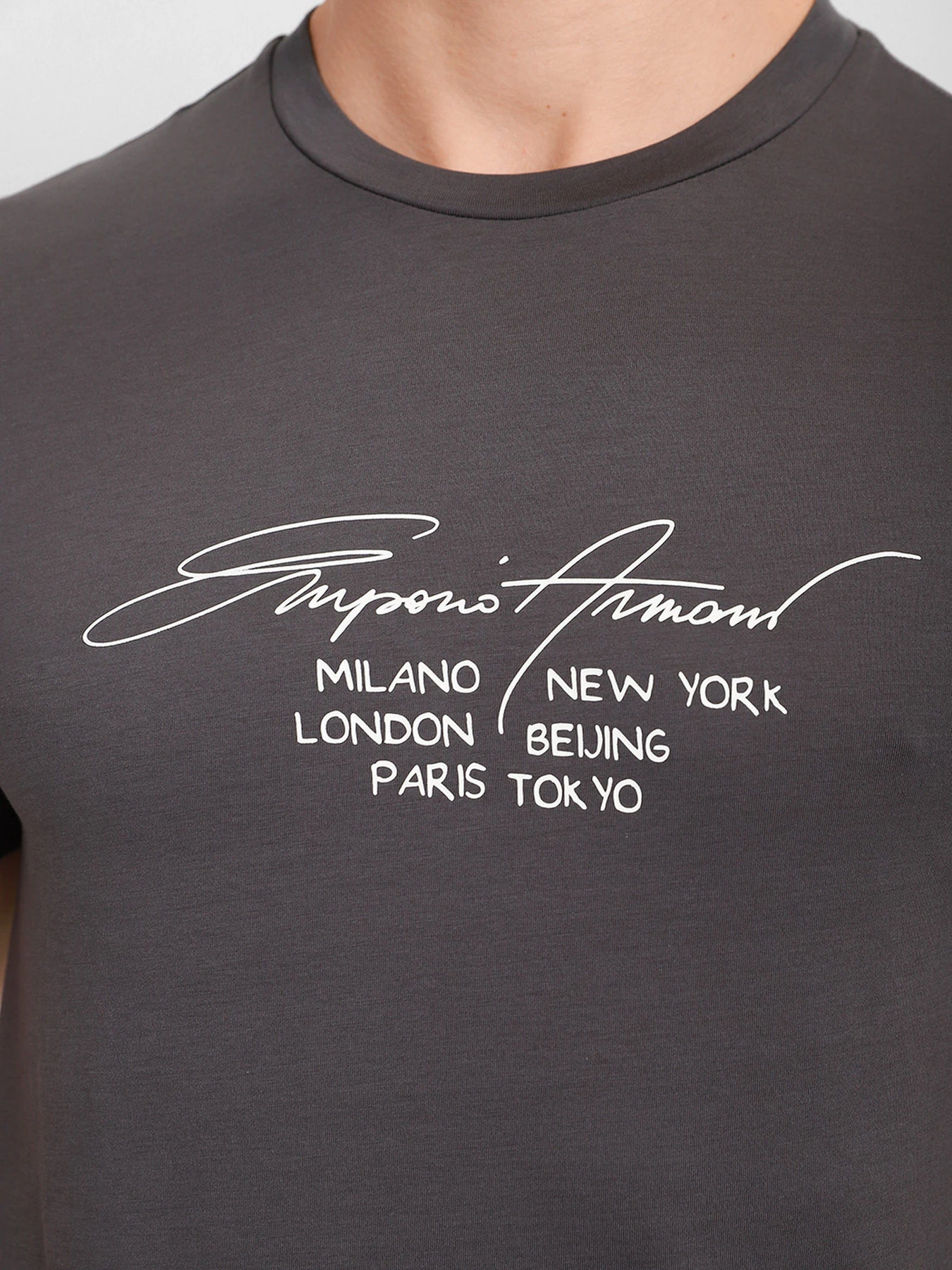 Футболки и поло Emporio Armani модель 6K1T79-1JPZZ-0633 Футболки и поло Emporio Armani модель 6K1T79-1JPZZ-0633 Фото