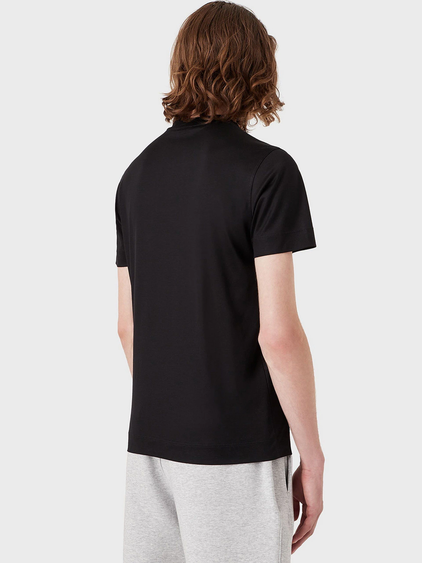 Футболки и поло Emporio Armani модель 6K1T87-1JUVZ-0999 Футболки и поло Emporio Armani модель 6K1T87-1JUVZ-0999 Фото
