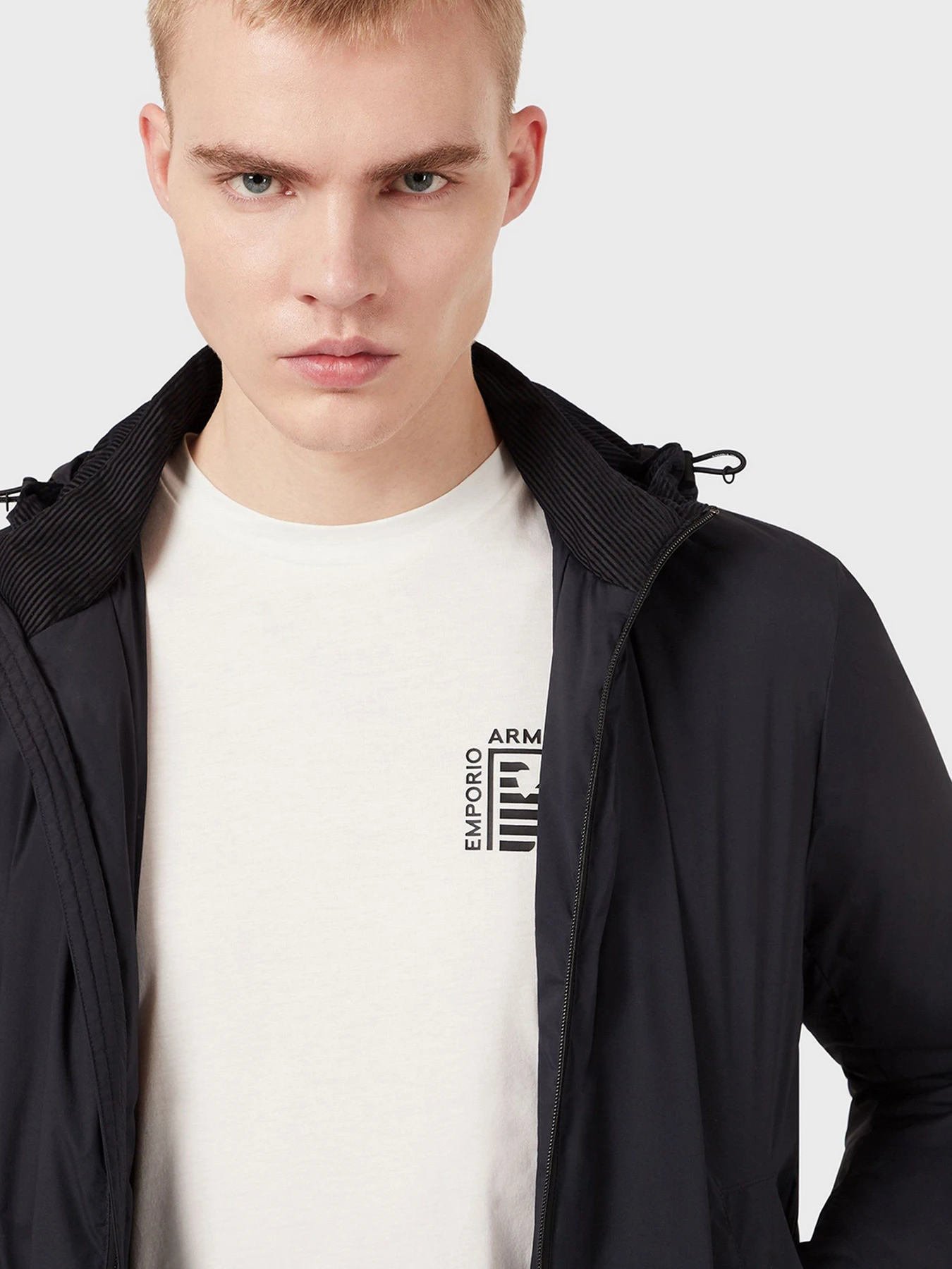 Футболки и поло Emporio Armani модель 6K1T93-1JPZZ-0101 Футболки и поло Emporio Armani модель 6K1T93-1JPZZ-0101 Фото