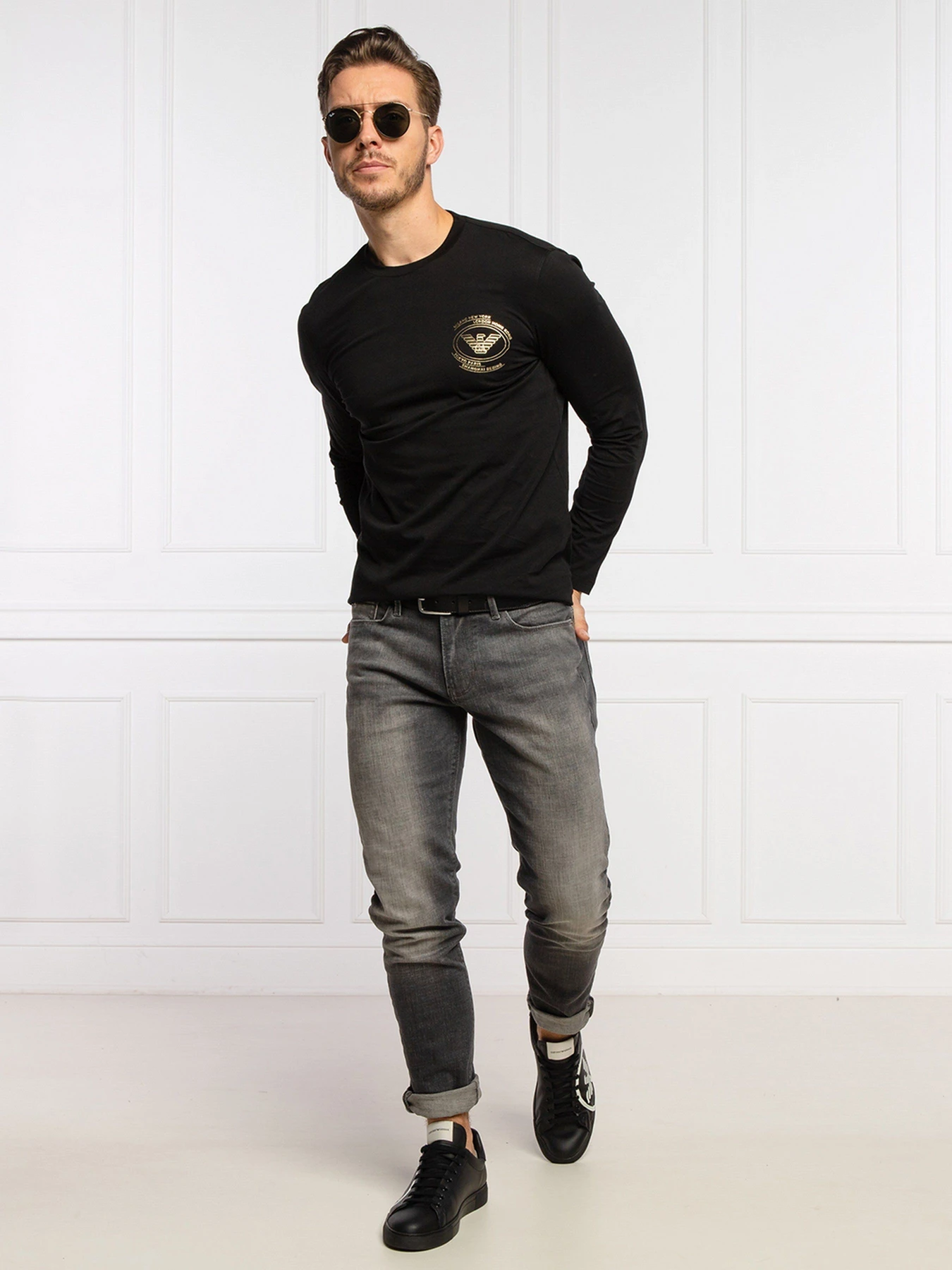Худи и свитшоты Emporio Armani модель 6K1TN9-1JPZZ-0999 Худи и свитшоты Emporio Armani модель 6K1TN9-1JPZZ-0999 Фото