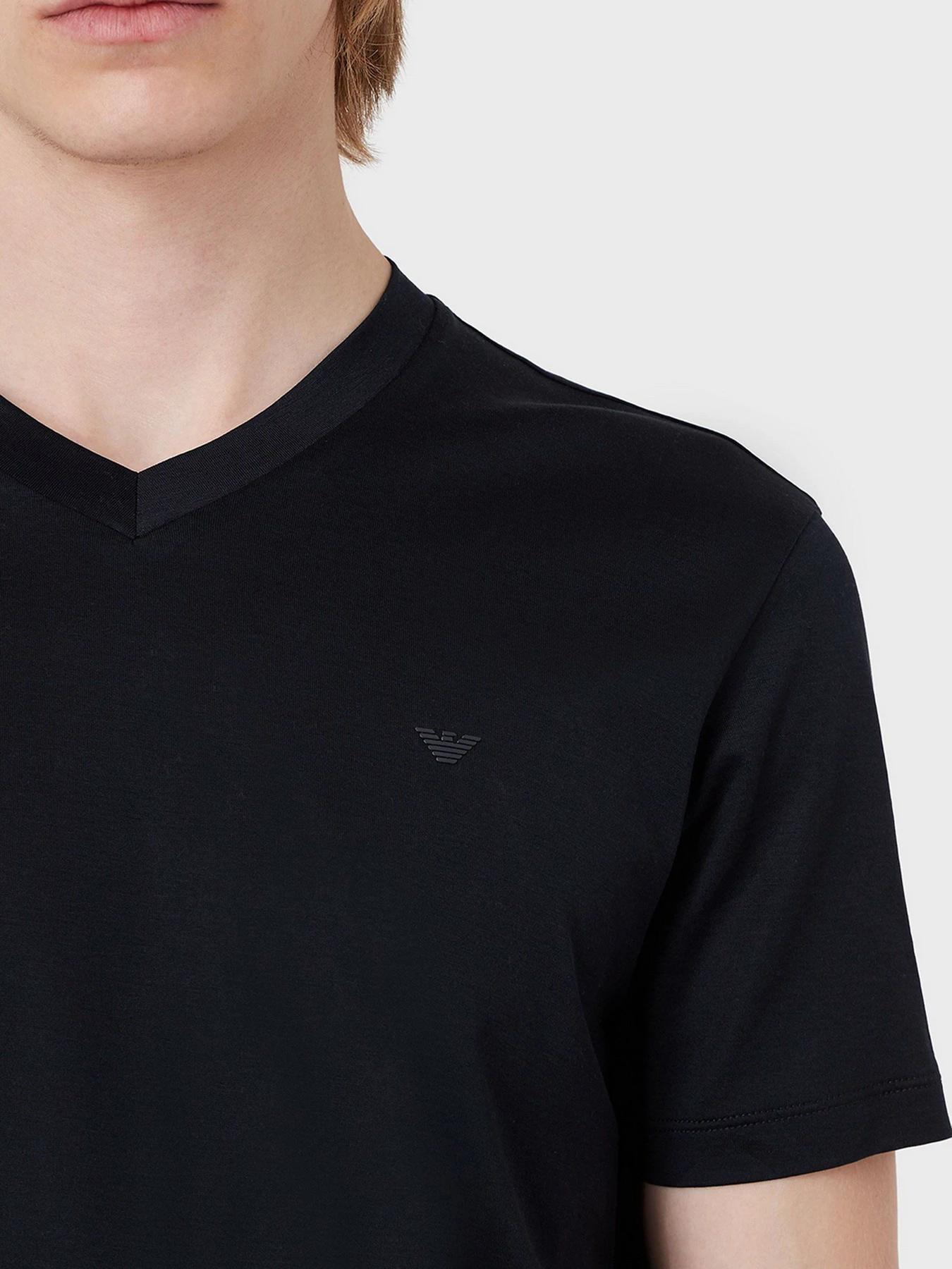 Футболки и поло Emporio Armani модель 6K1TS1-1JUVZ-0920 Фото