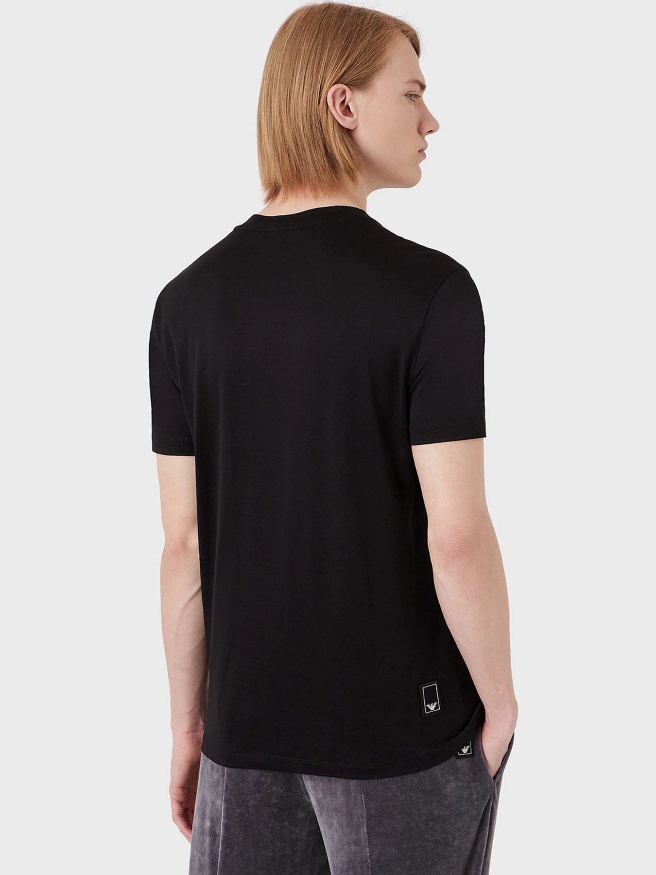 Футболки и поло Emporio Armani модель 6K1TS1-1JUVZ-0999 Футболки и поло Emporio Armani модель 6K1TS1-1JUVZ-0999 Фото