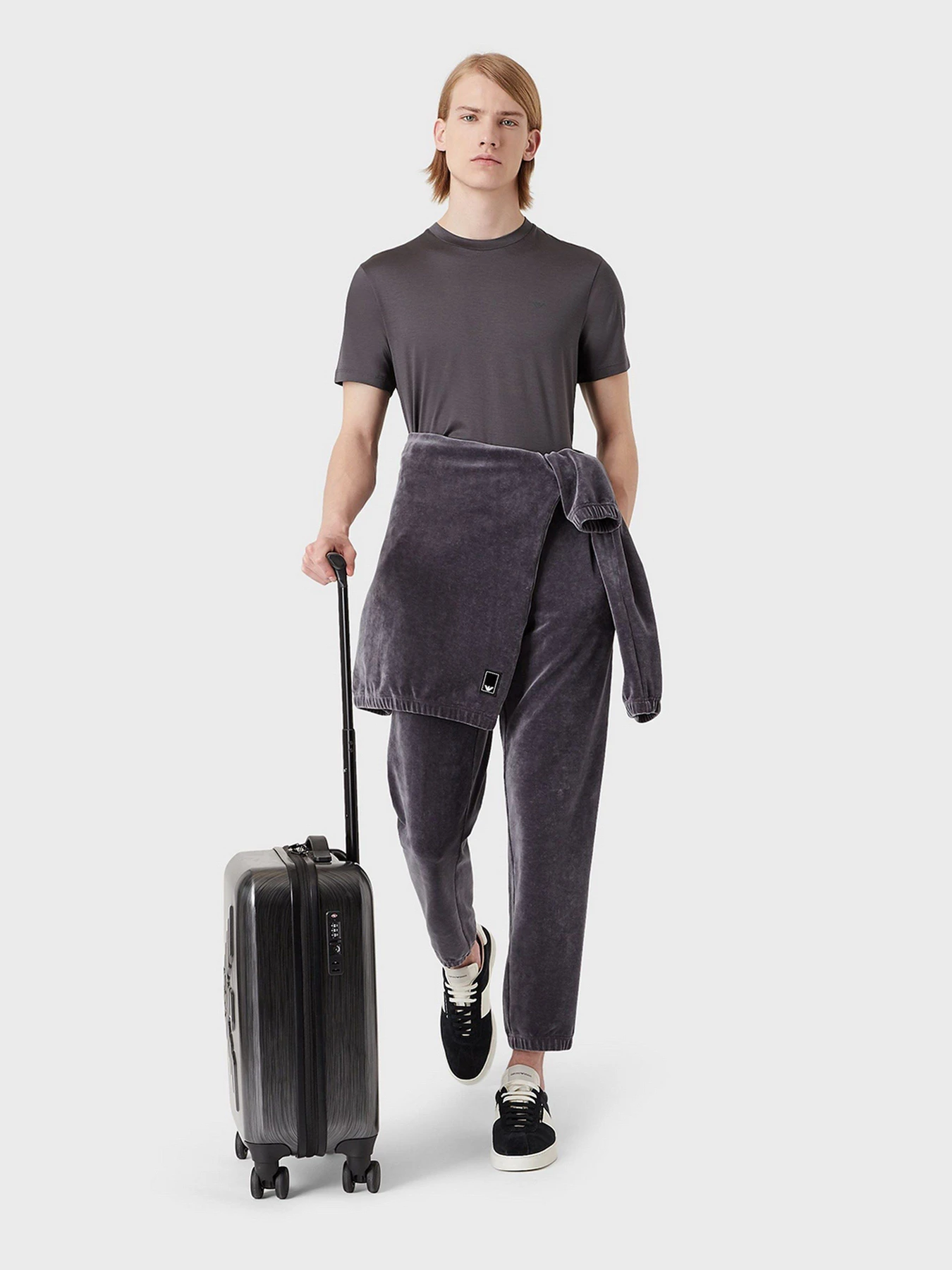 Футболки и поло Emporio Armani модель 6K1TS2-1JUVZ-0633 Футболки и поло Emporio Armani модель 6K1TS2-1JUVZ-0633 Фото