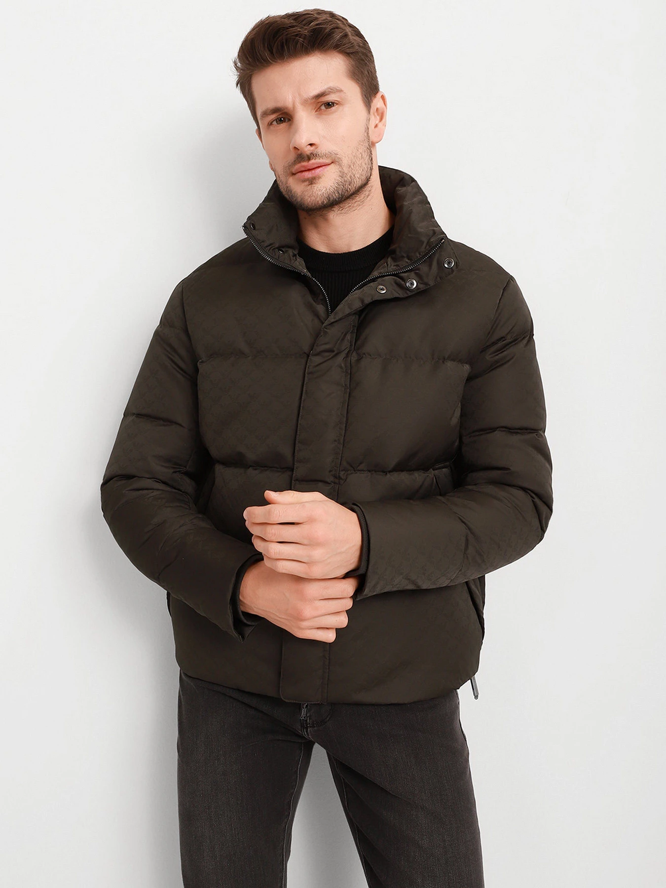 Куртки та дублянки Emporio Armani модель 8N1BN3-1NHQZ-F520 Куртки та дублянки Emporio Armani модель 8N1BN3-1NHQZ-F520 Фото