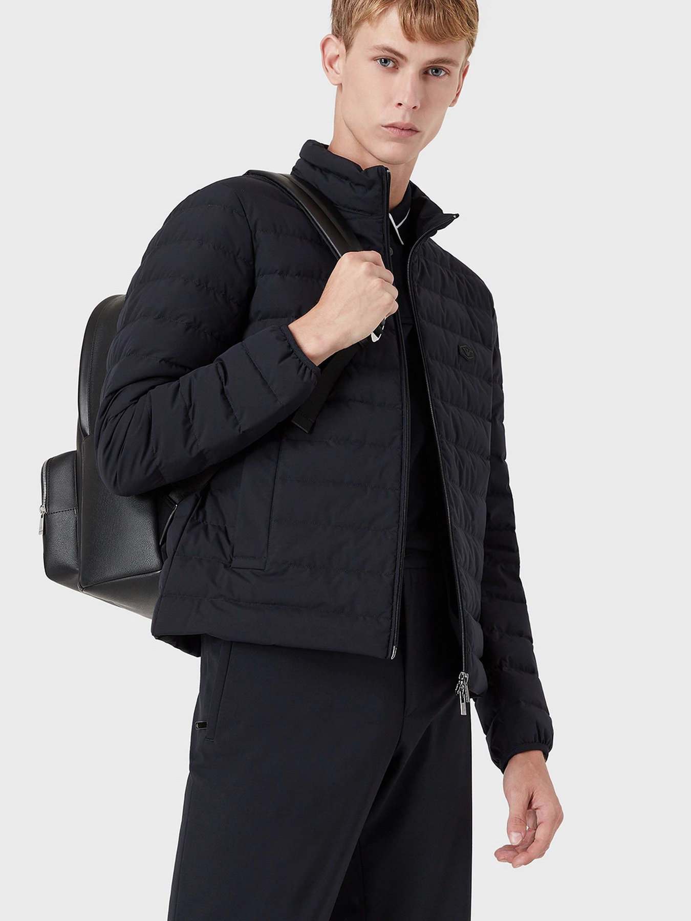 Куртки и дубленки Emporio Armani модель 8N1BQ2-1NLRZ-0920 Фото