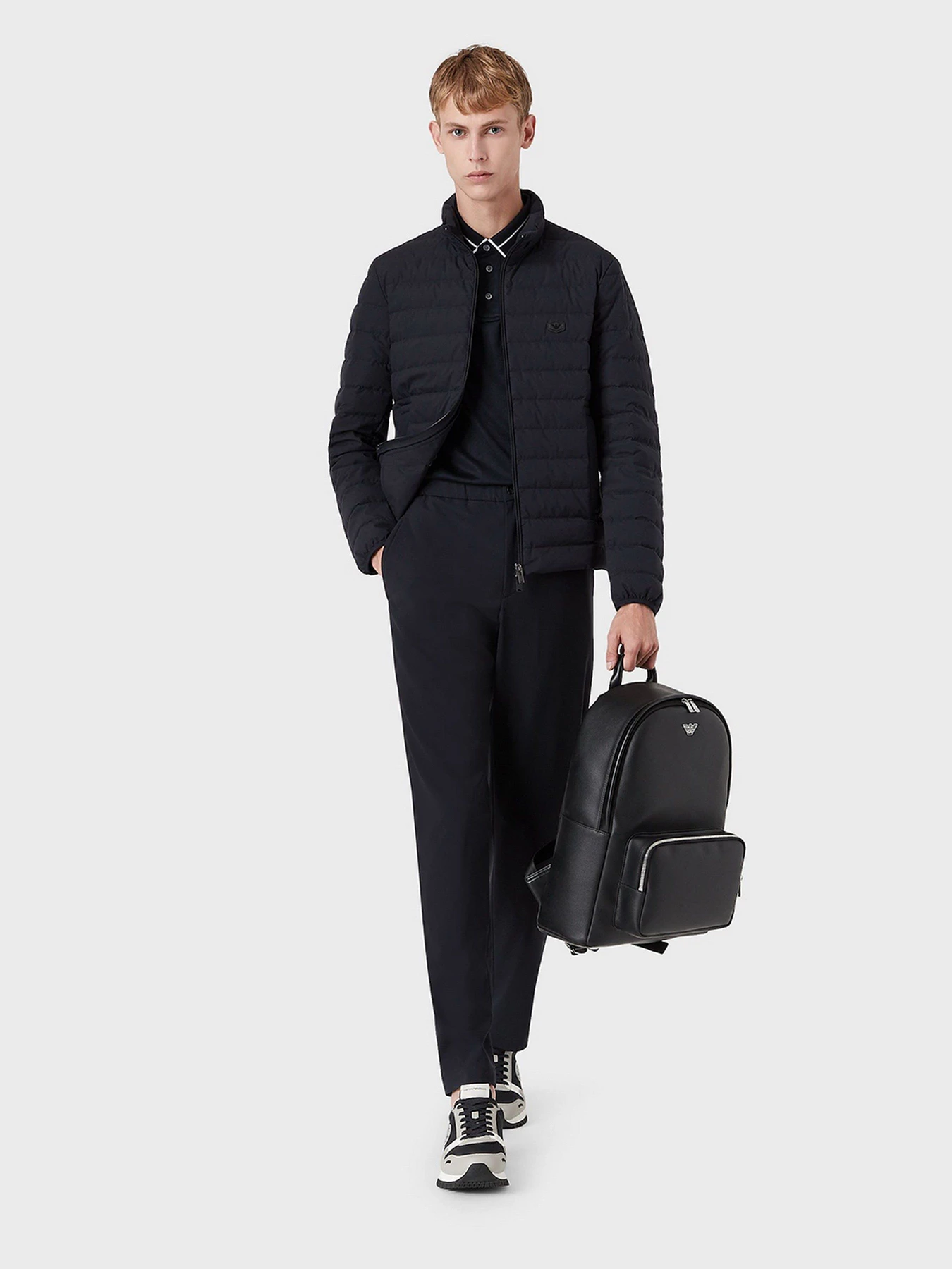 Куртки и дубленки Emporio Armani модель 8N1BQ2-1NLRZ-0920 Фото