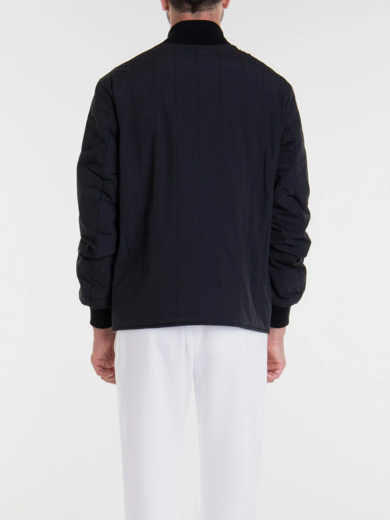 Куртки та дублянки Emporio Armani модель 8N1BQ4-1NZDZ-0999 Куртки та дублянки Emporio Armani модель 8N1BQ4-1NZDZ-0999 Фото