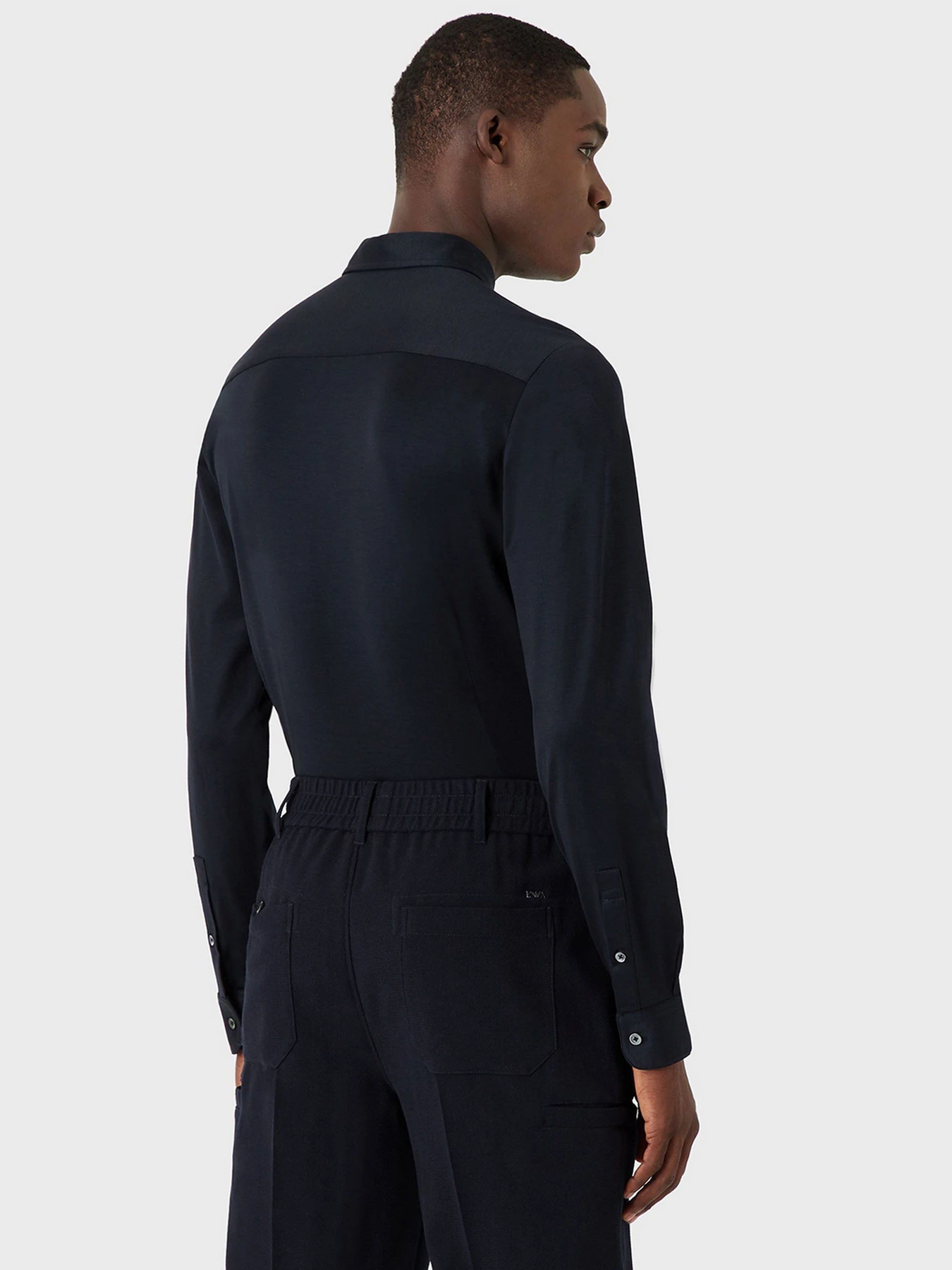 Рубашки Emporio Armani модель 8N1CG1-1JUVZ-0920 Рубашки Emporio Armani модель 8N1CG1-1JUVZ-0920 Фото