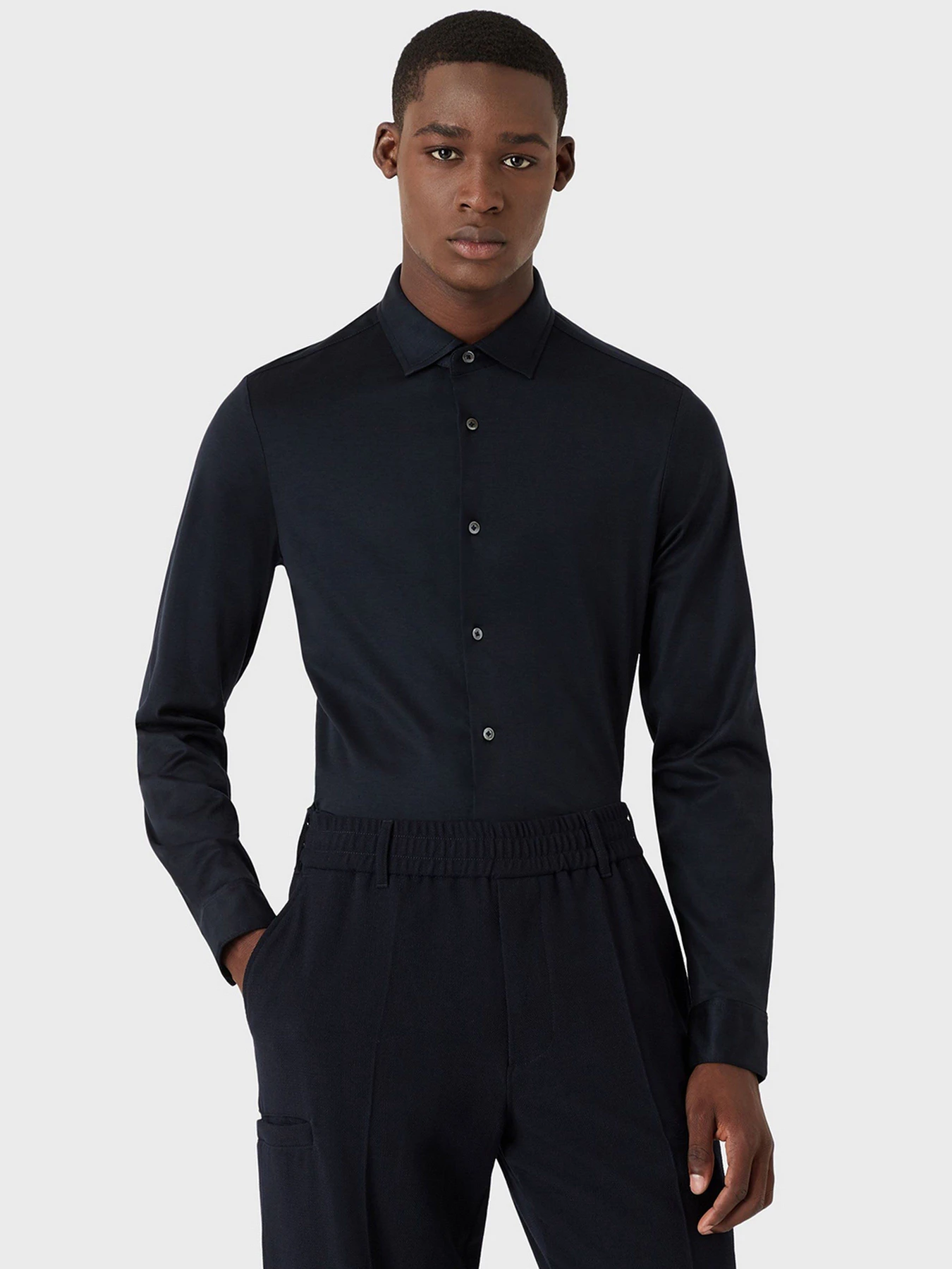 Рубашки Emporio Armani модель 8N1CG1-1JUVZ-0920 Рубашки Emporio Armani модель 8N1CG1-1JUVZ-0920 Фото