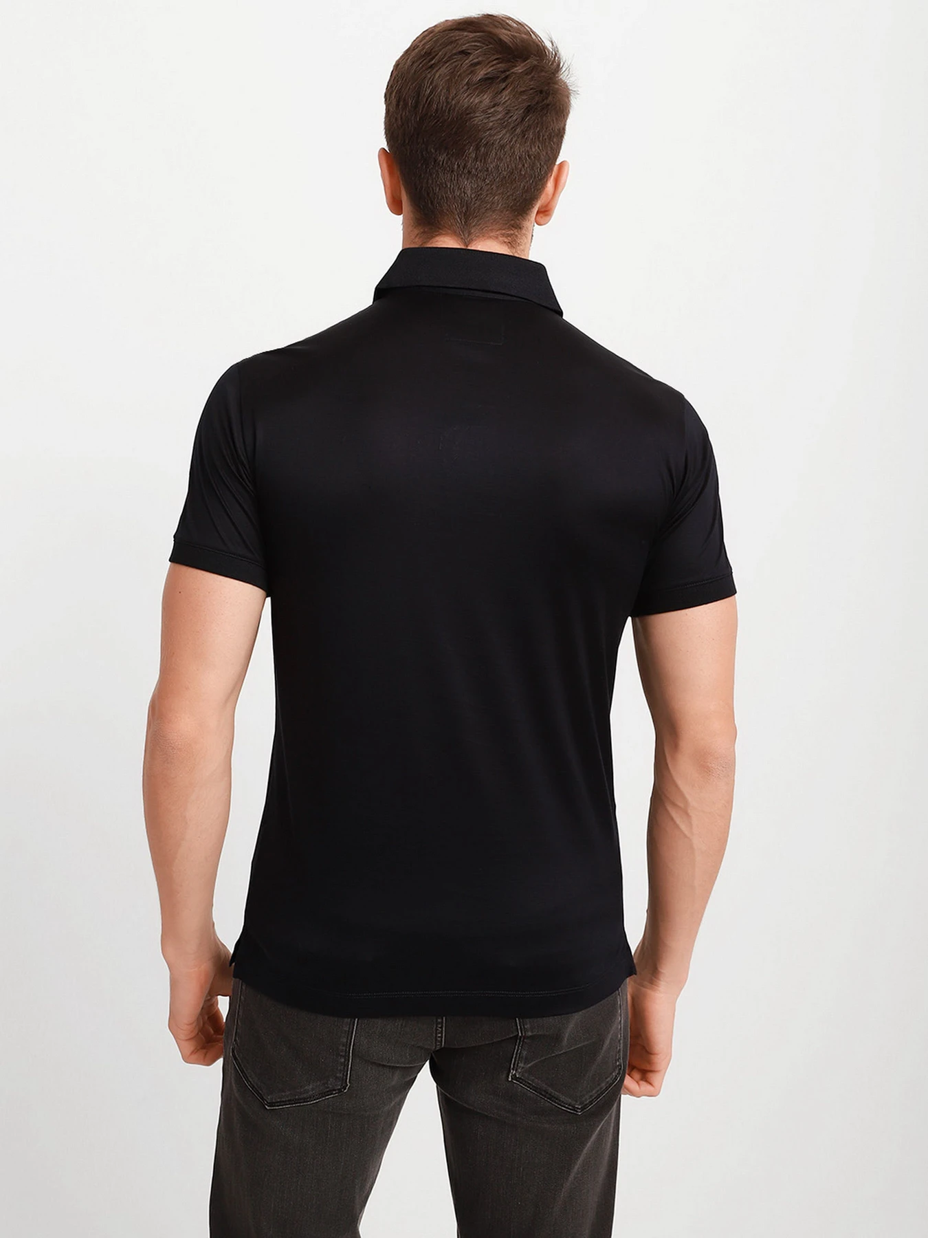 Футболки и поло Emporio Armani модель 8N1F98-1JUVZ-0920 Футболки и поло Emporio Armani модель 8N1F98-1JUVZ-0920 Фото
