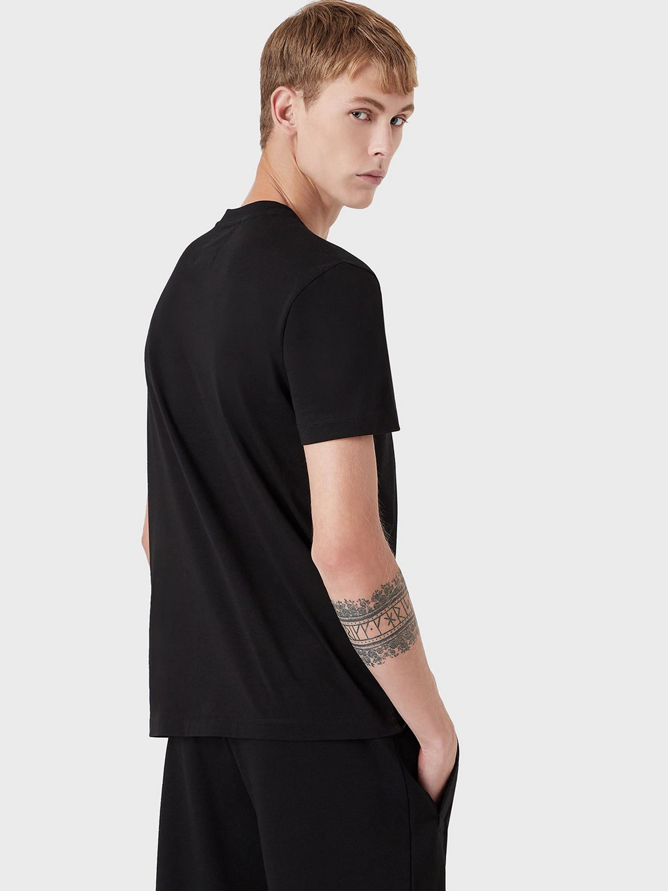 Футболки и поло Emporio Armani модель 8N1TN5-1JPZZ-0021 Футболки и поло Emporio Armani модель 8N1TN5-1JPZZ-0021 Фото
