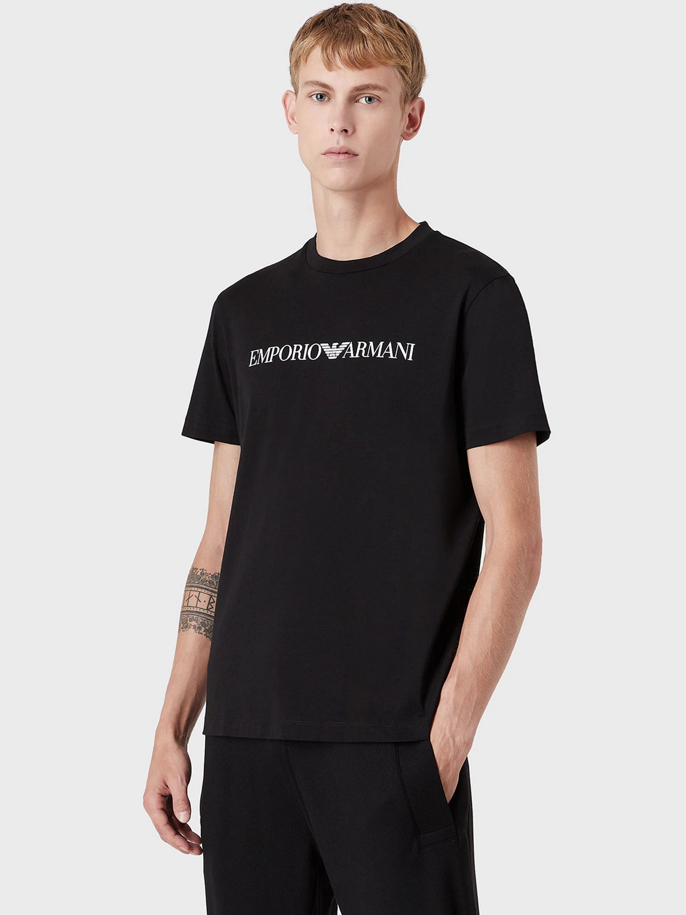 Футболки и поло Emporio Armani модель 8N1TN5-1JPZZ-0021 Футболки и поло Emporio Armani модель 8N1TN5-1JPZZ-0021 Фото