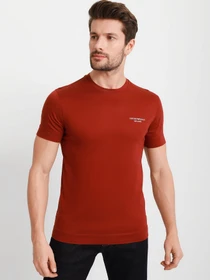 Футболки и поло Emporio Armani модель 6K1TB8-1JSAZ-0358 Фото