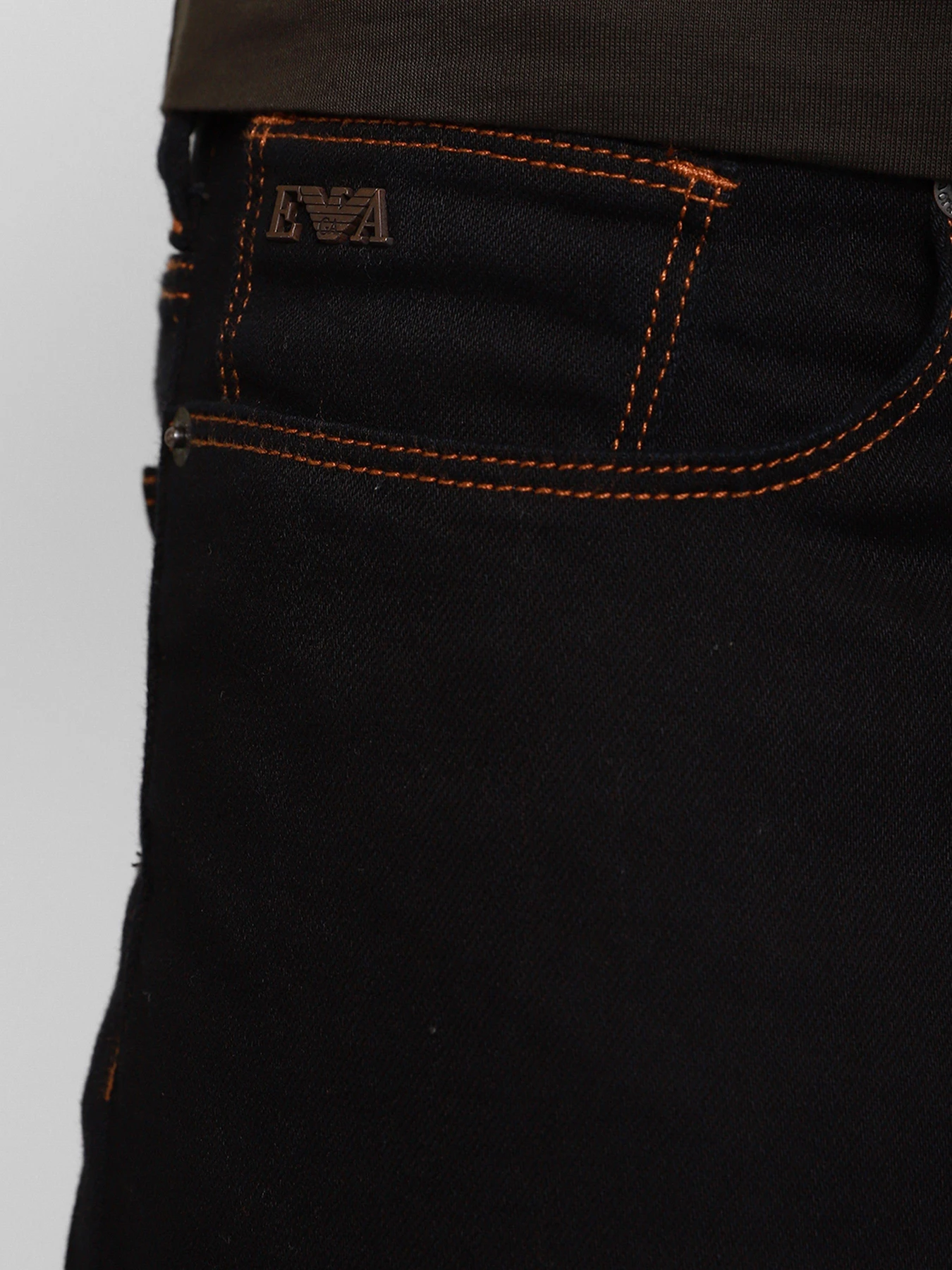 Джинсы Emporio Armani Slim модель 8N1J06-1G0IZ-0941 Джинсы Emporio Armani Slim модель 8N1J06-1G0IZ-0941 Фото