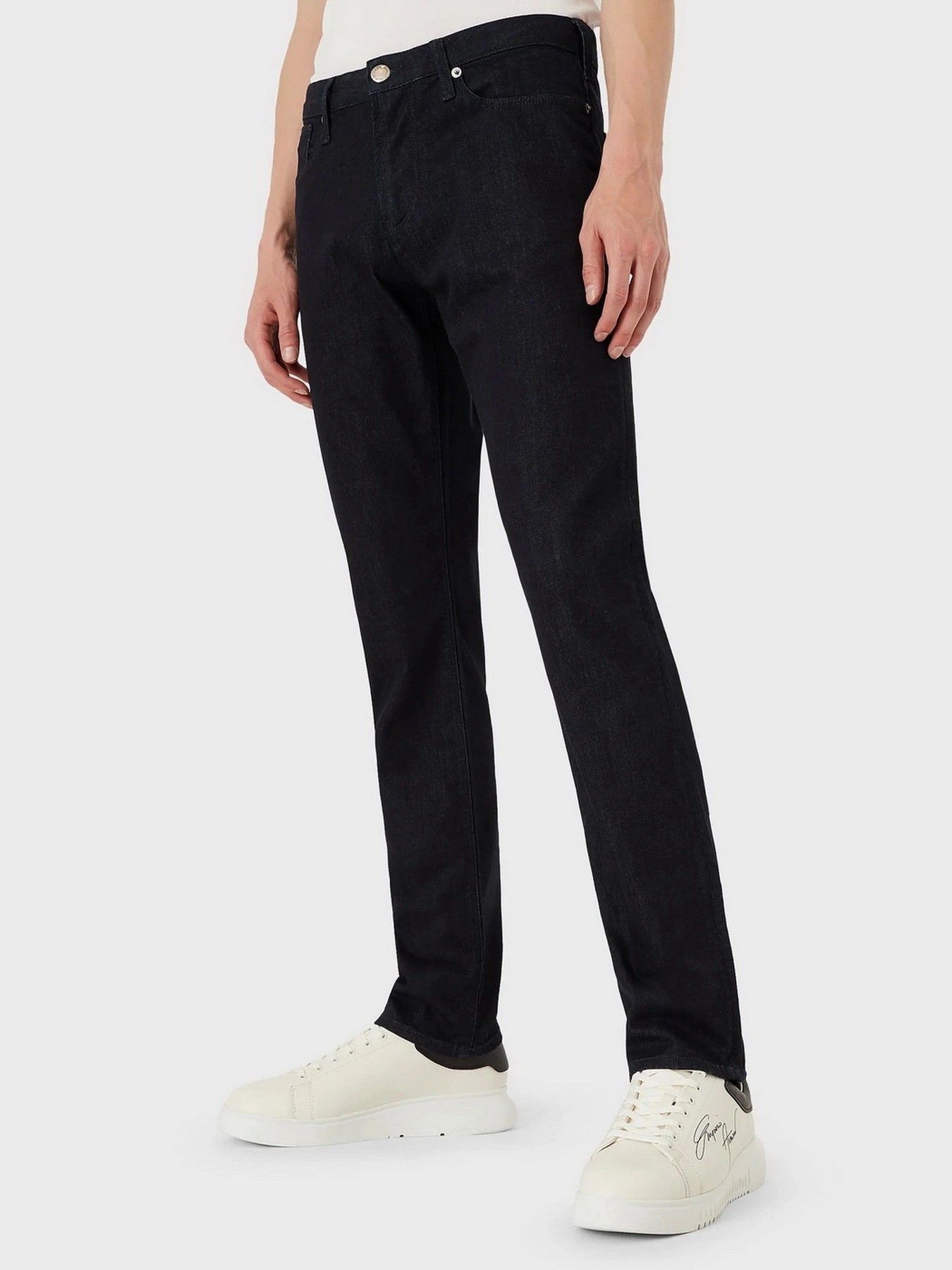 Джинсы Emporio Armani Slim модель 8N1J06-1G19Z-0941 Джинсы Emporio Armani Slim модель 8N1J06-1G19Z-0941 Фото