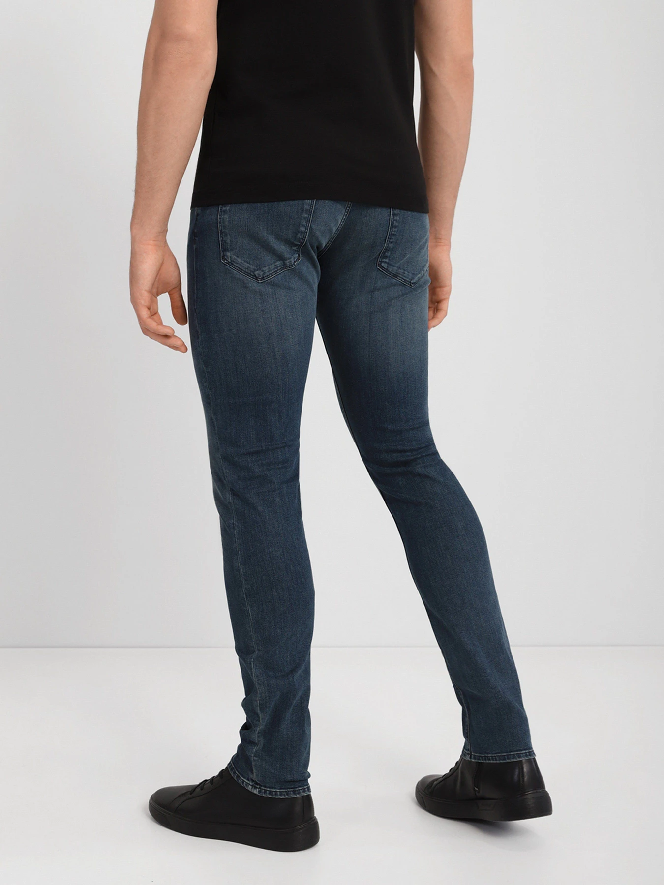 Джинсы Emporio Armani Slim модель 8N1J06-1G19Z-0942 Фото