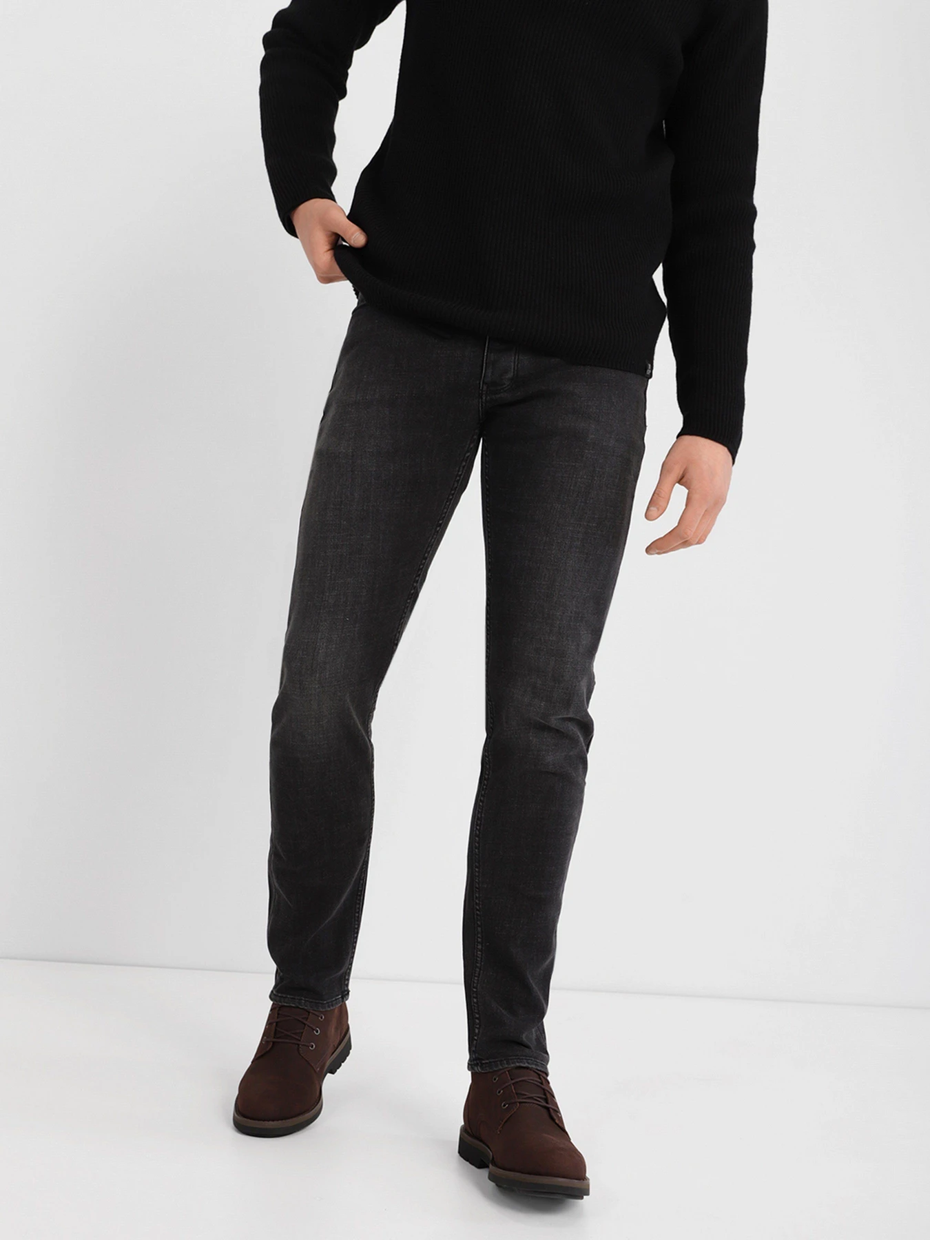 Джинсы Emporio Armani Straight модель 6K1J75-1DIMZ-0006 Джинсы Emporio Armani Straight модель 6K1J75-1DIMZ-0006 Фото