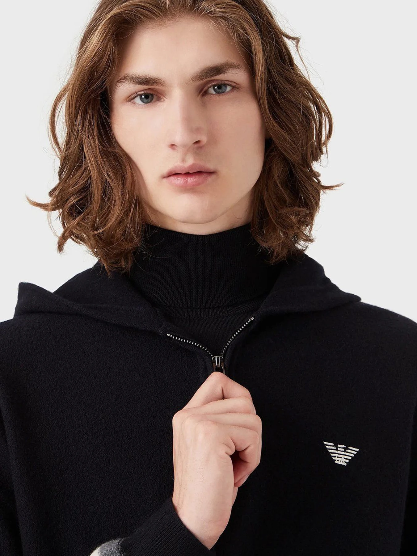Худи и свитшоты Emporio Armani модель 6K1MXR-1MVUZ-0920 Худи и свитшоты Emporio Armani модель 6K1MXR-1MVUZ-0920 Фото
