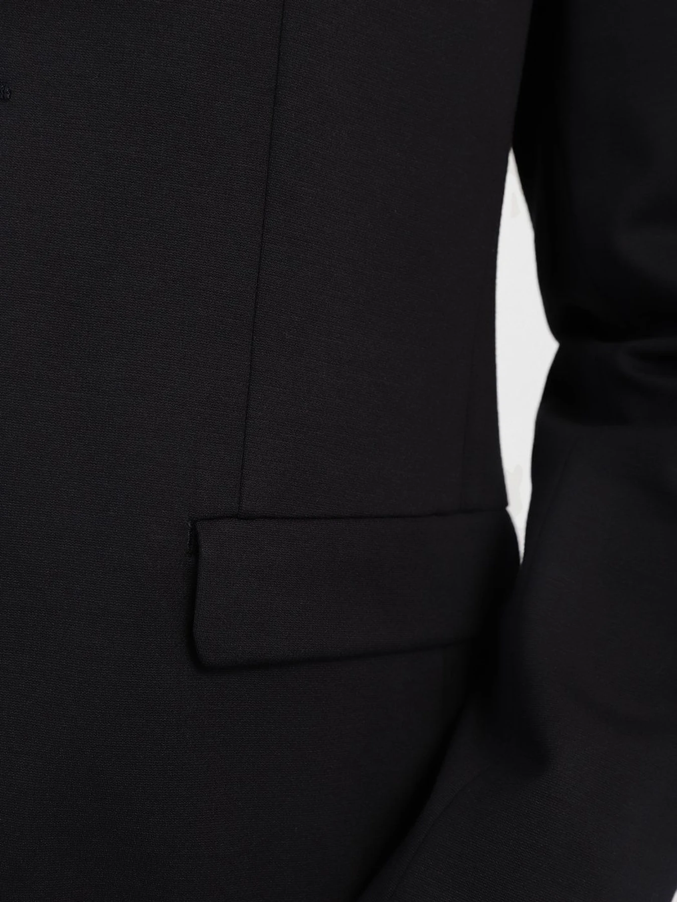 Пиджаки Emporio Armani модель 8N1G81-1JEZZ-0920 Пиджаки Emporio Armani модель 8N1G81-1JEZZ-0920 Фото