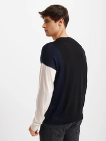 Свитры и кардиганы Emporio Armani модель 3L1MX3-1MGTZ-F918 Фото