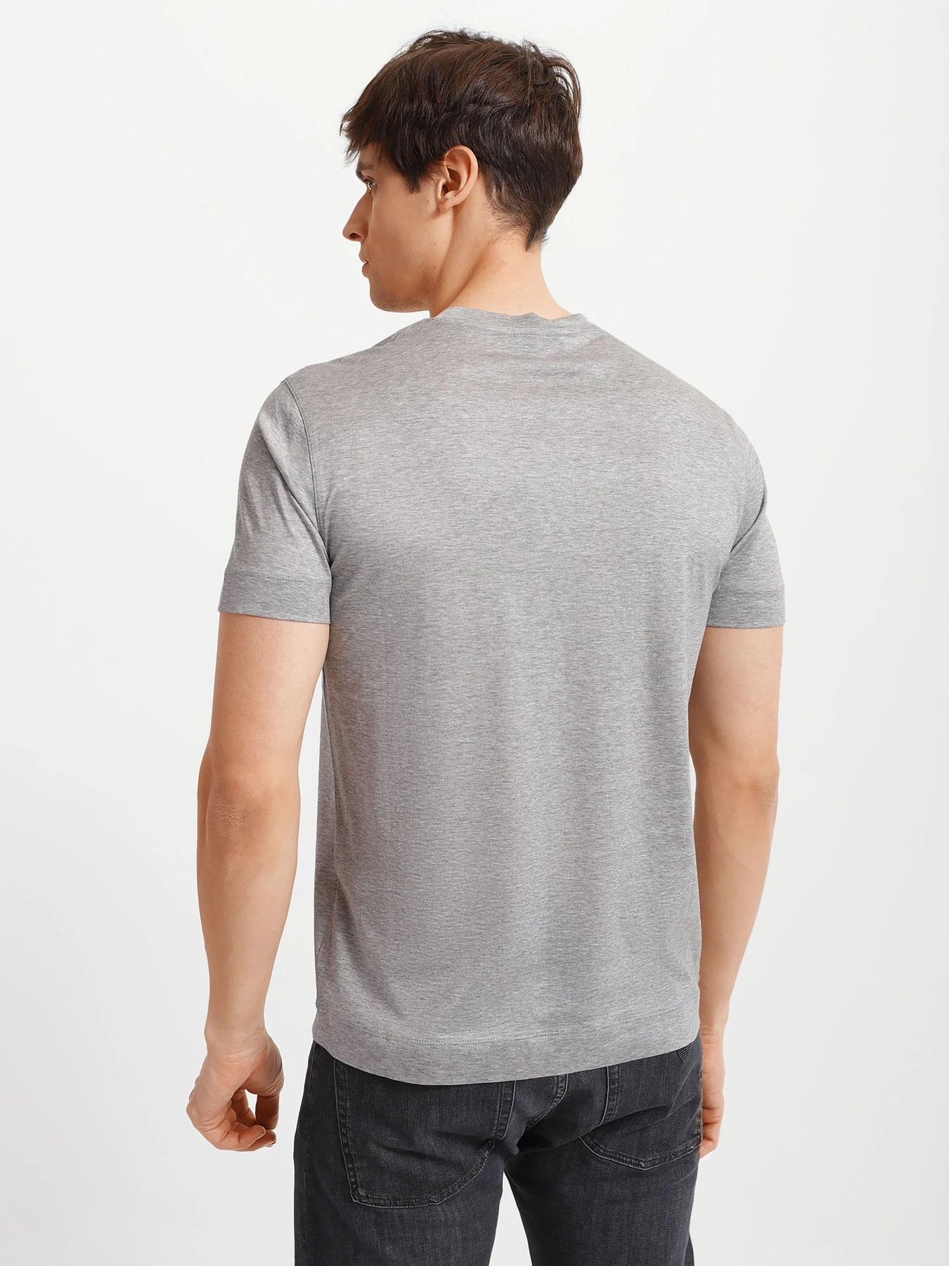 Футболки и поло Emporio Armani модель 3L1TCF-1JUVZ-0630 Футболки и поло Emporio Armani модель 3L1TCF-1JUVZ-0630 Фото