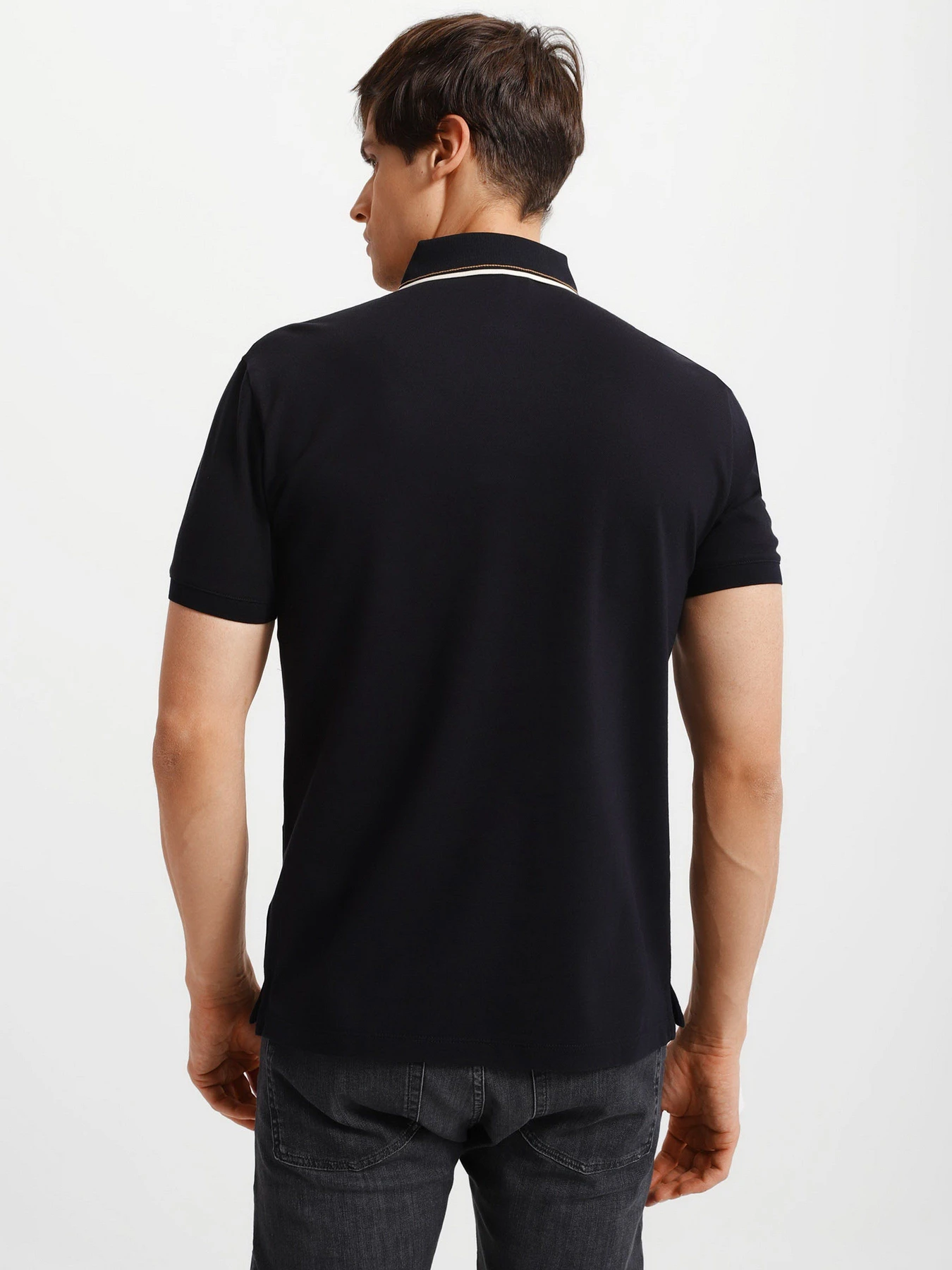Футболки и поло Emporio Armani модель 3L1F90-1JTKZ-0920 Фото