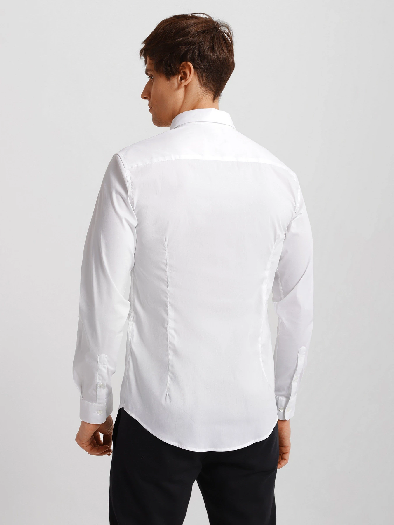 Рубашки Emporio Armani модель 8N1C09-1NI9Z-0100 Рубашки Emporio Armani модель 8N1C09-1NI9Z-0100 Фото