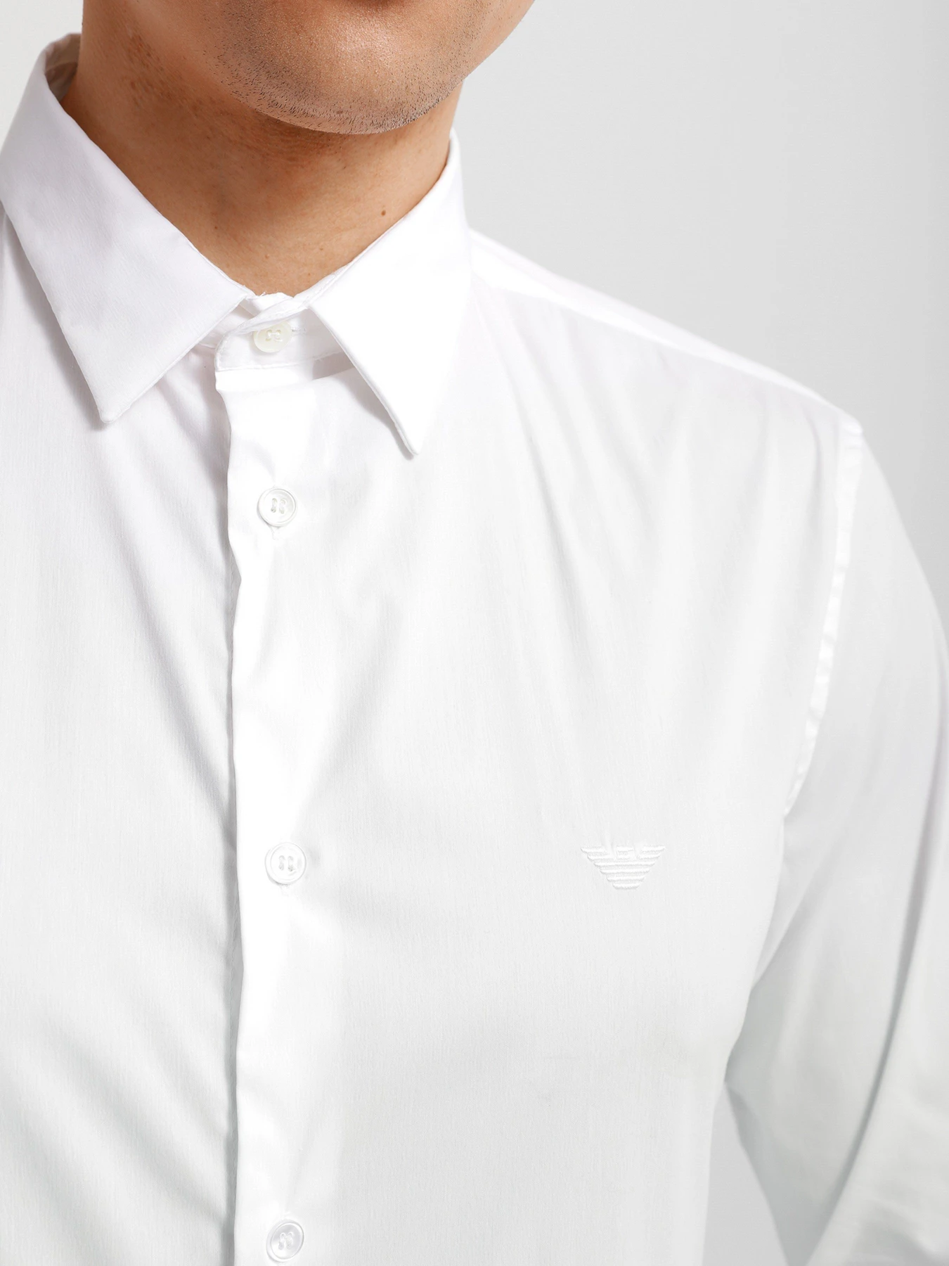 Рубашки Emporio Armani модель 8N1C09-1NI9Z-0100 Рубашки Emporio Armani модель 8N1C09-1NI9Z-0100 Фото