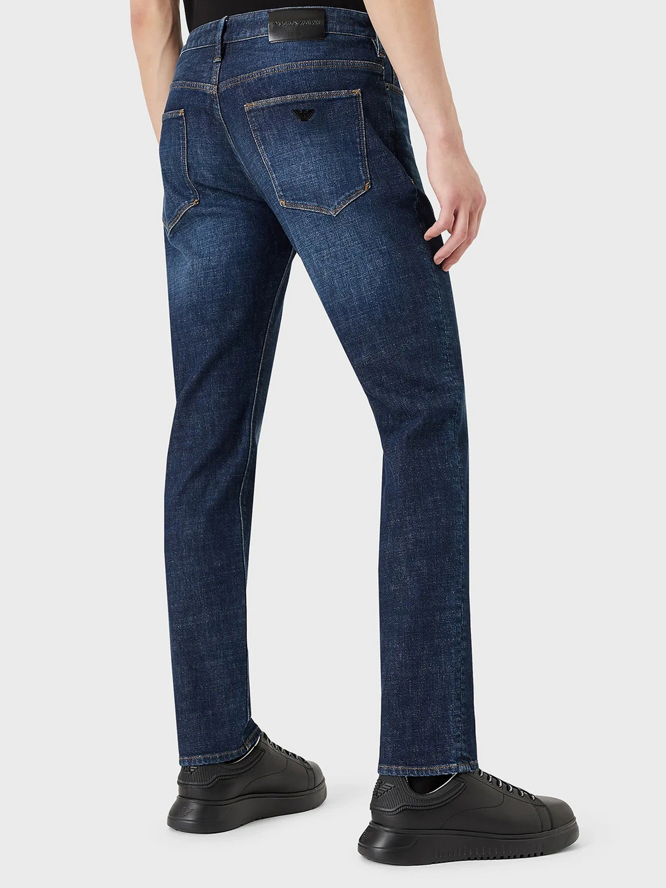 Джинсы Emporio Armani J06 модель 3L1J06-1DHYZ-0942 Фото