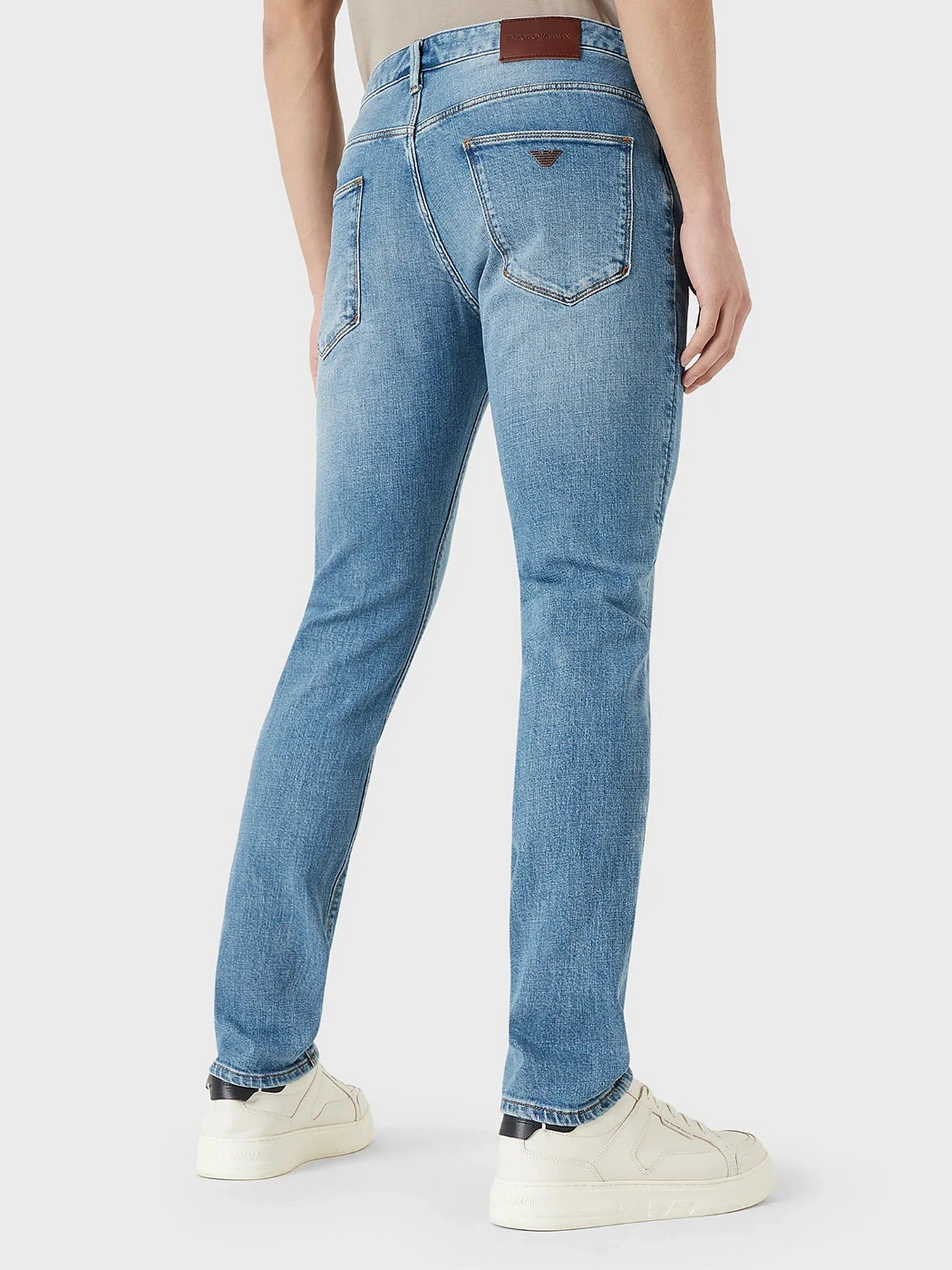 Джинсы Emporio Armani J06 модель 3L1J06-1DJQZ-0942 Фото