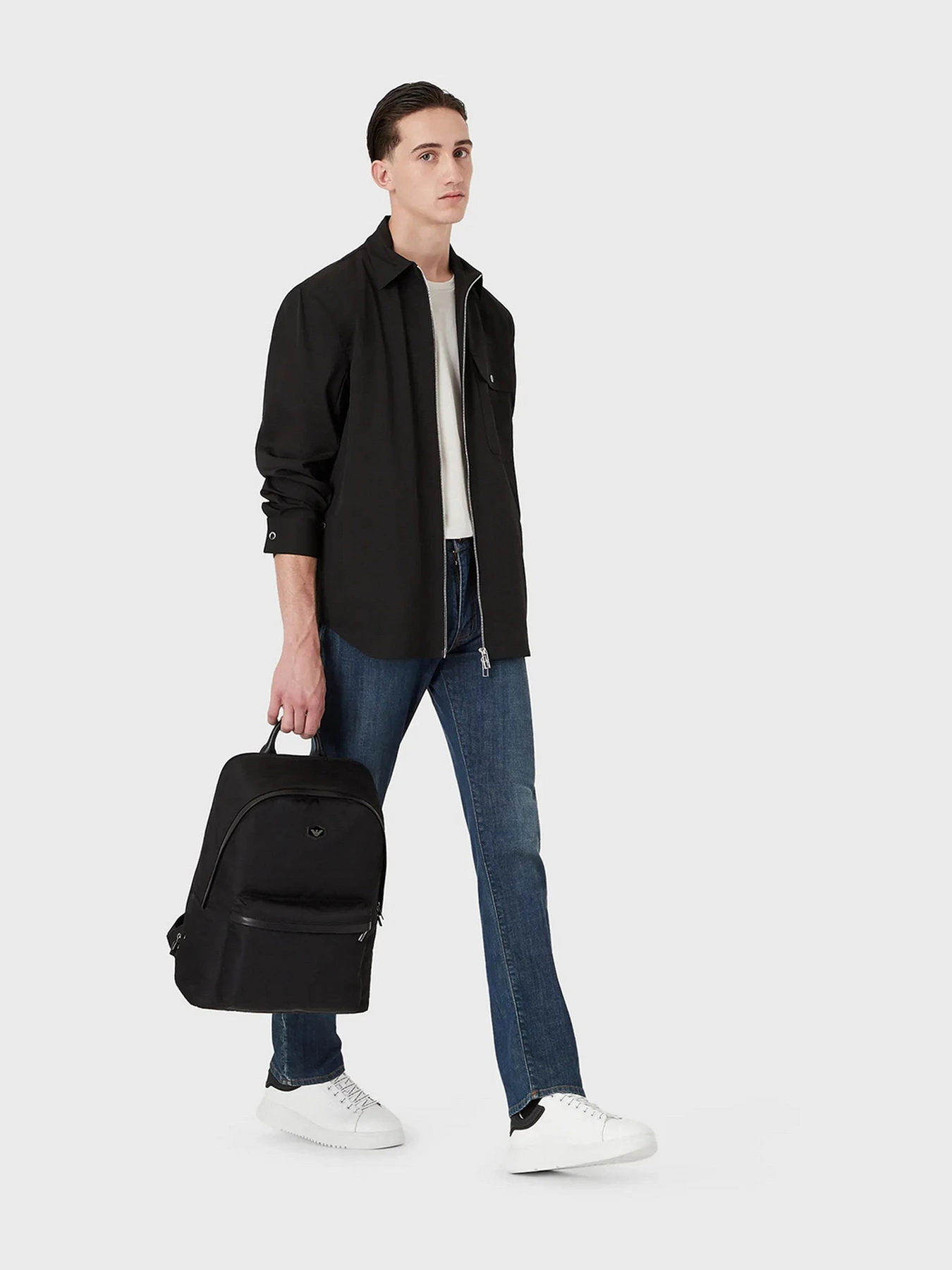 Джинсы Emporio Armani J45 модель 3L1J45-1DJBZ-0942 Джинсы Emporio Armani J45 модель 3L1J45-1DJBZ-0942 Фото