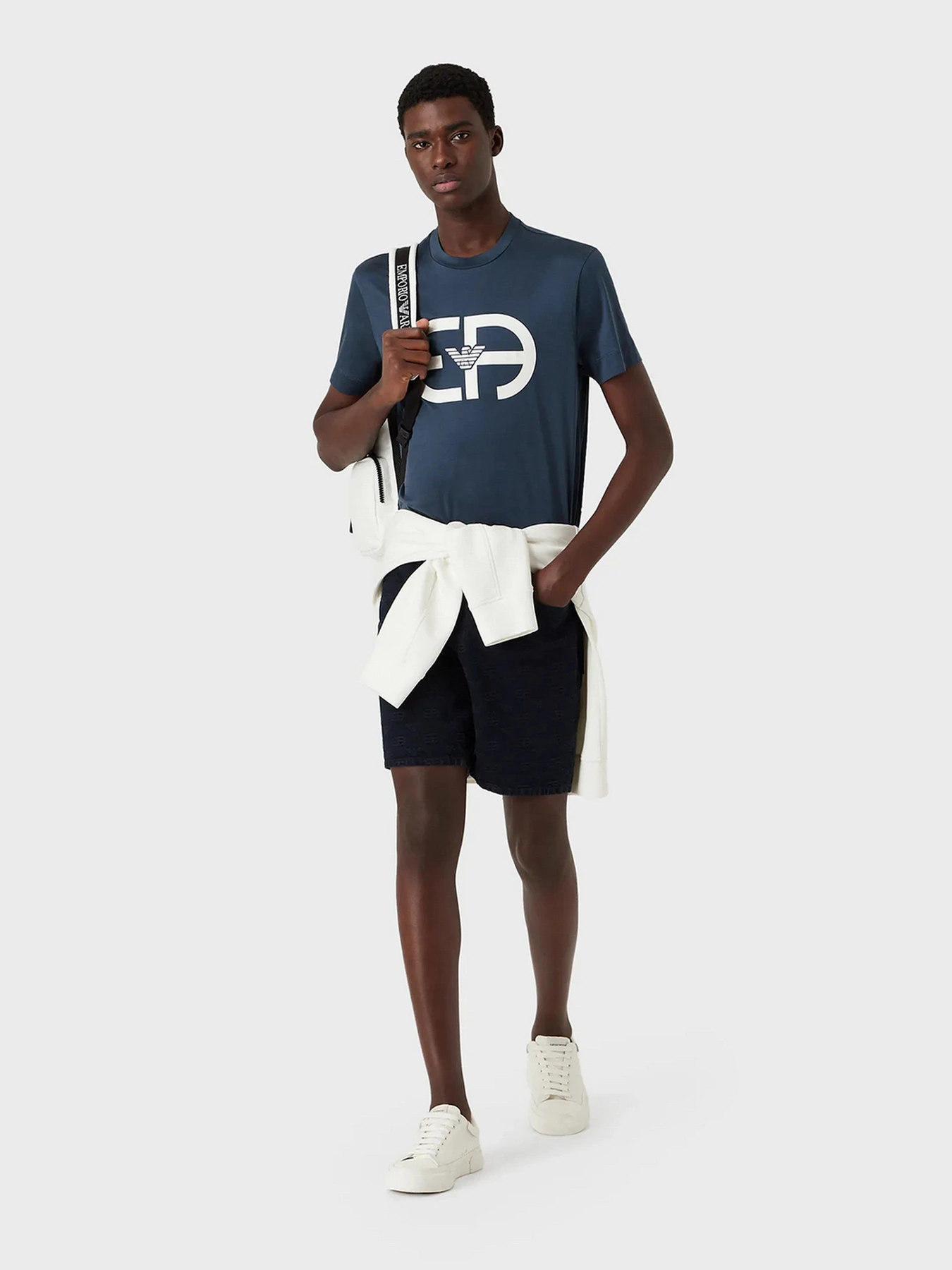 Шорты Emporio Armani модель 3L1PS1-1DJSZ-0941 Шорты Emporio Armani модель 3L1PS1-1DJSZ-0941 Фото