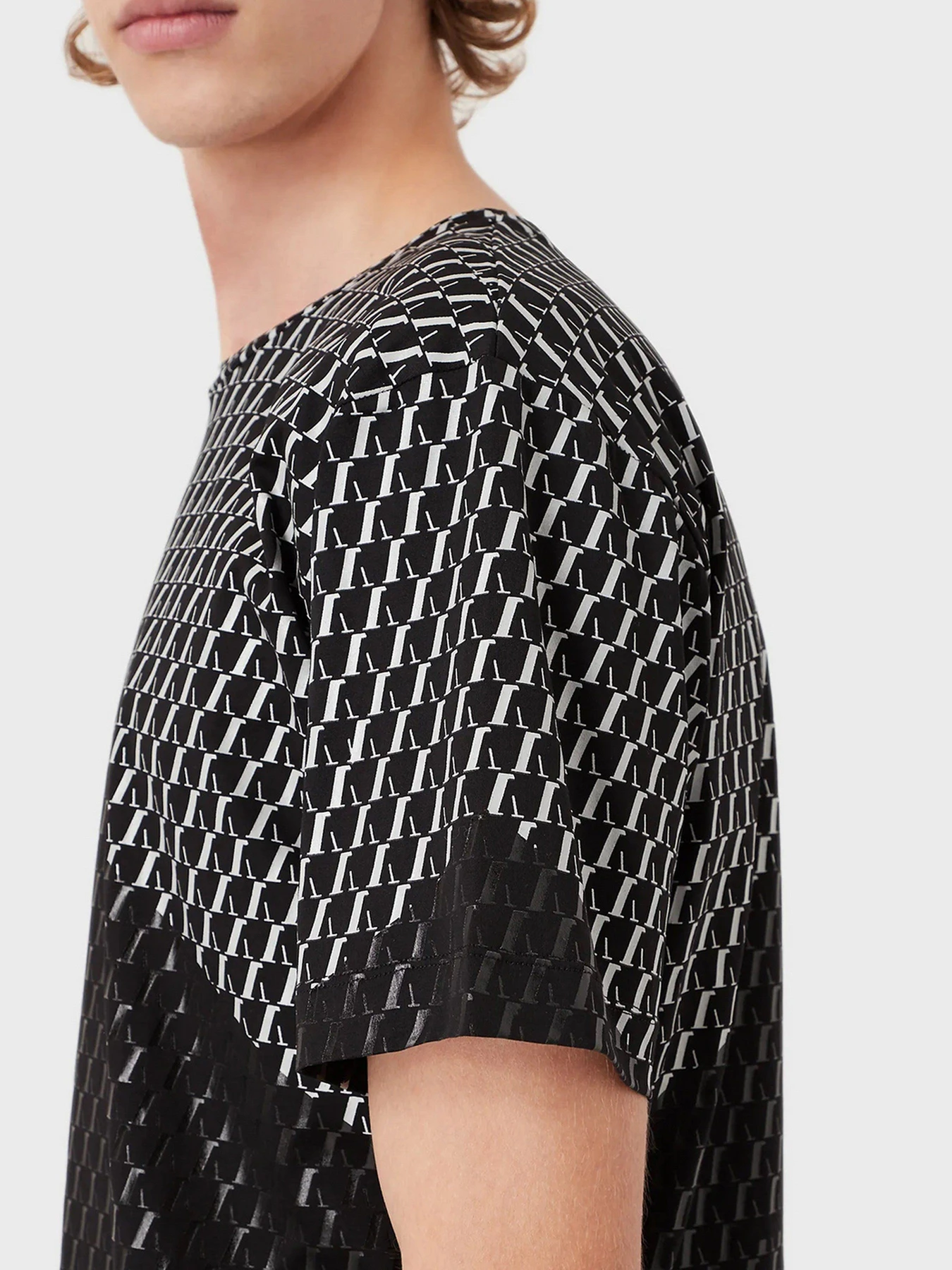Футболки и поло Emporio Armani модель 3L1T6Q-1JX4Z-F011 Футболки и поло Emporio Armani модель 3L1T6Q-1JX4Z-F011 Фото