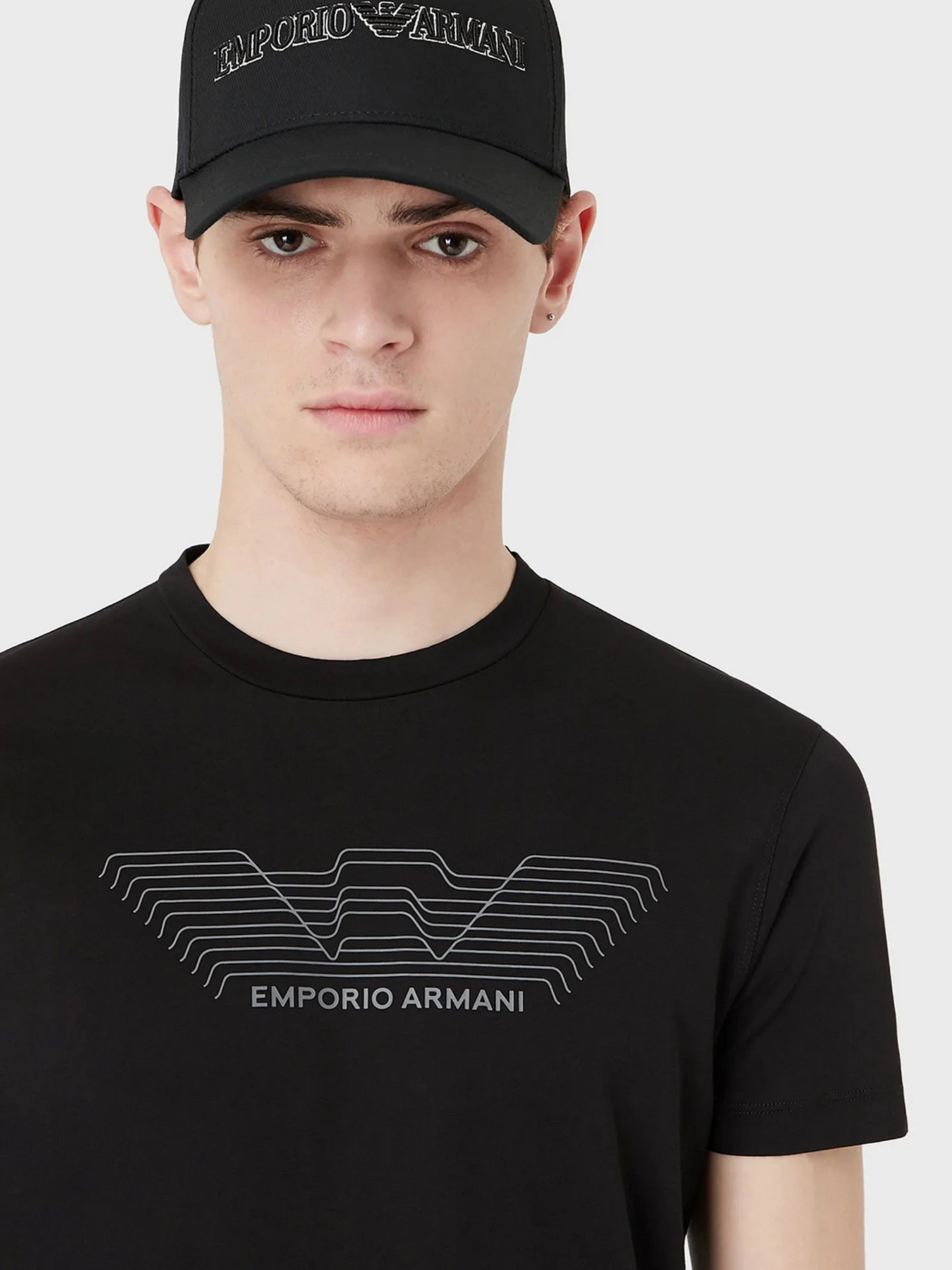 Футболки и поло Emporio Armani модель 3L1TFD-1JPZZ-0999 Футболки и поло Emporio Armani модель 3L1TFD-1JPZZ-0999 Фото